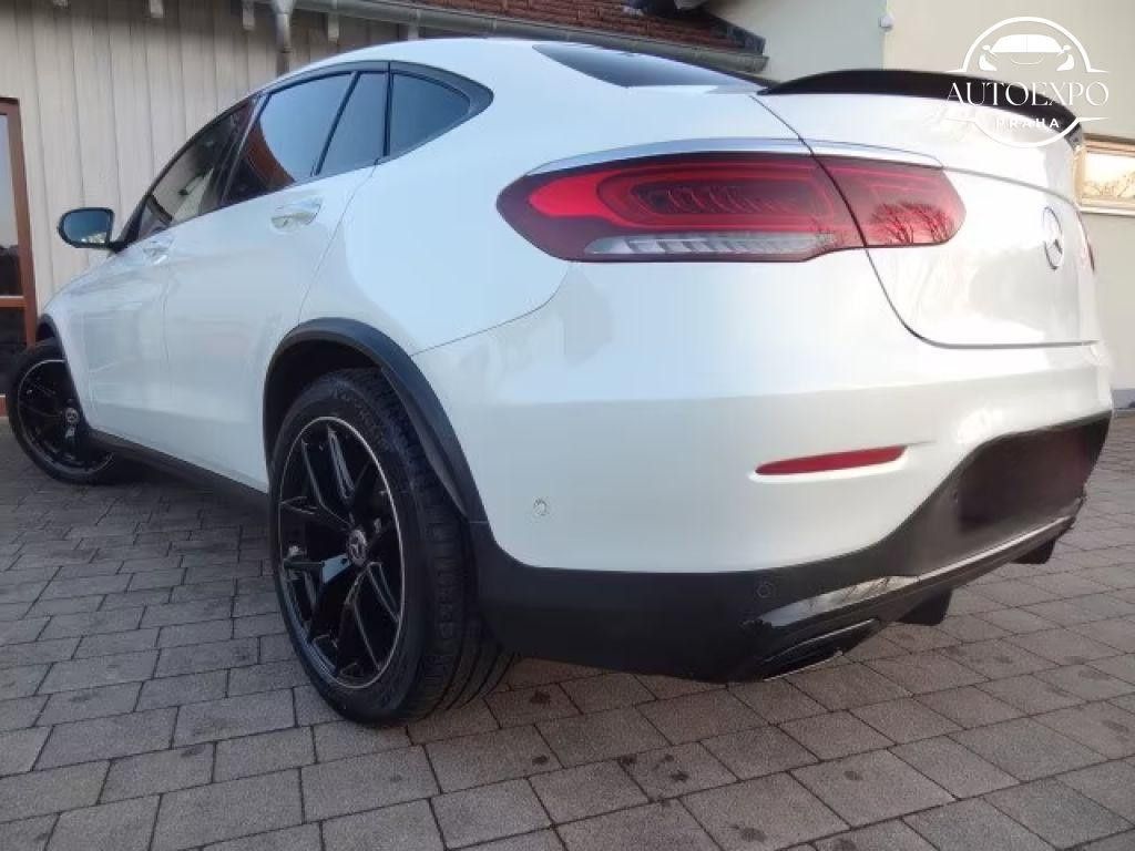 Mercedes-Benz GLC, 400d 4Matic*COUPE*AMG* - fotka 5
