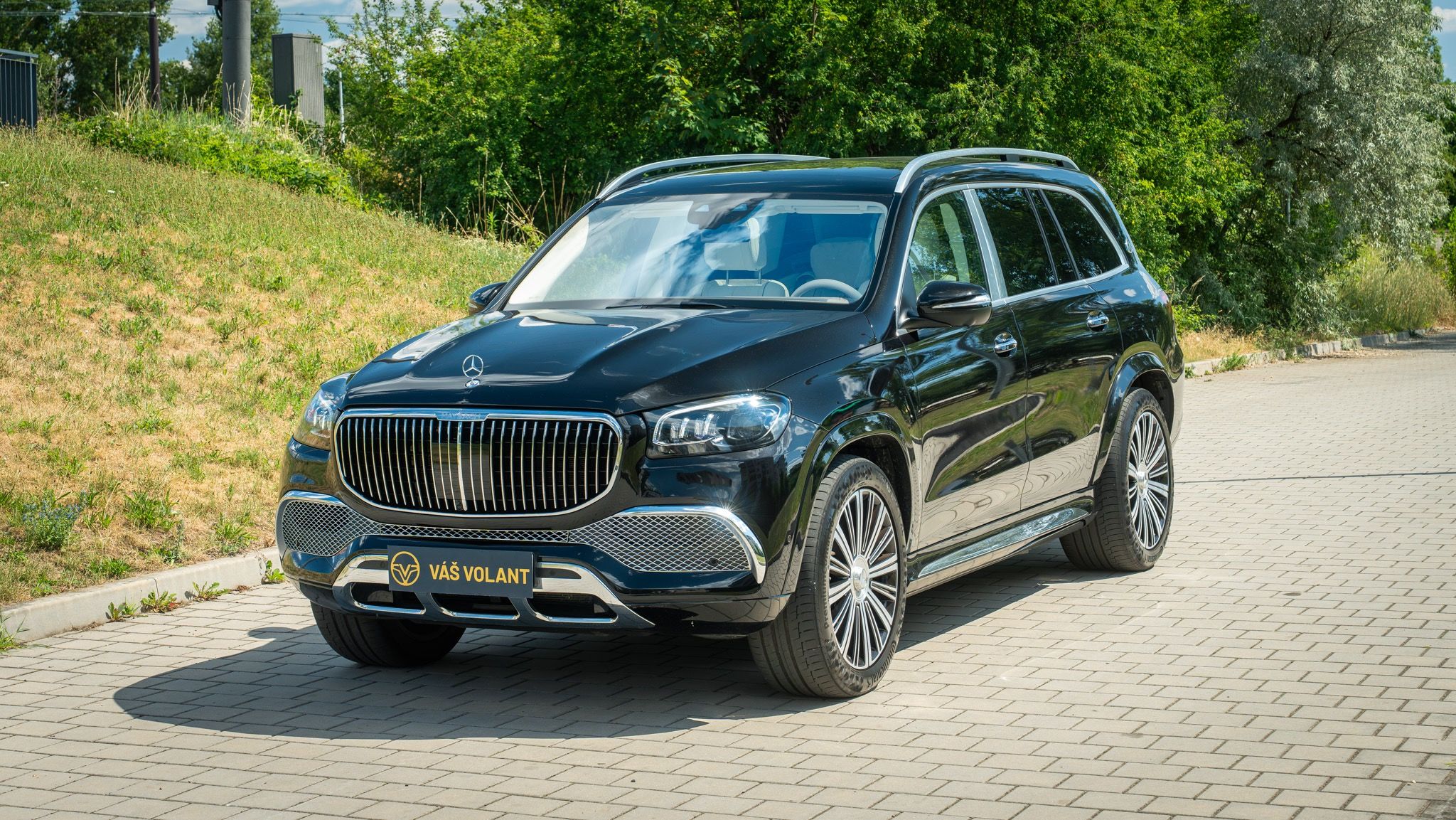 Mercedes-Benz GLS, Maybach GLS 600