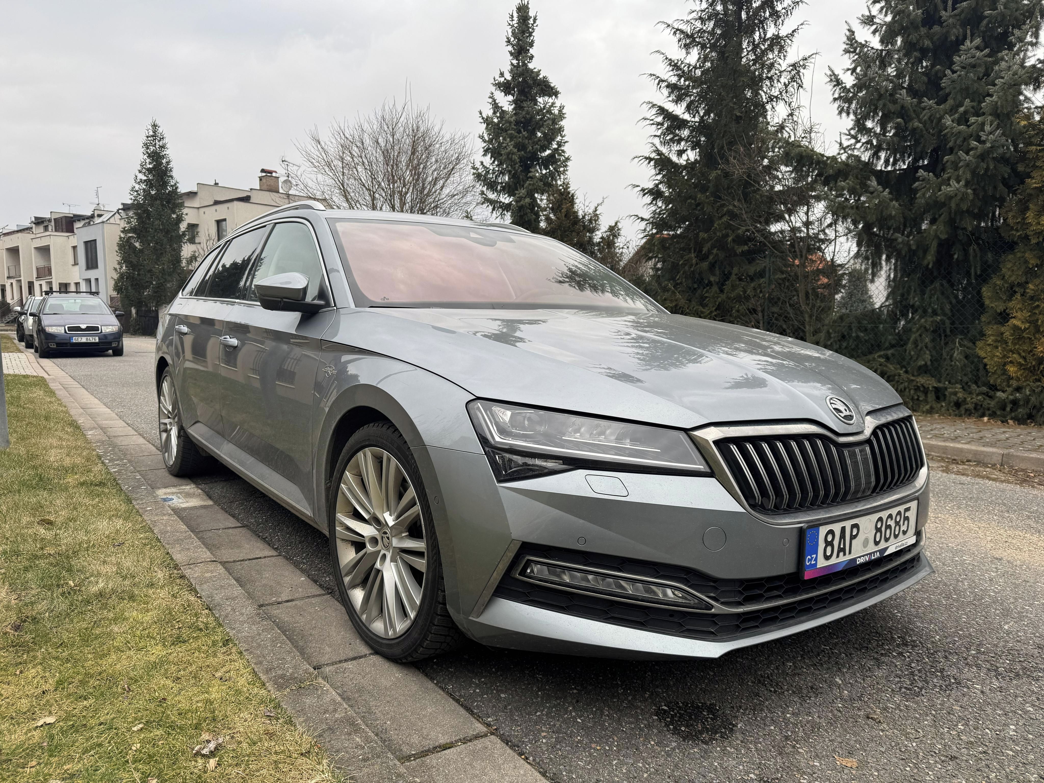 Škoda Superb, Škoda Superb 3 1.5 Tsi L&K ČR - fotka 2