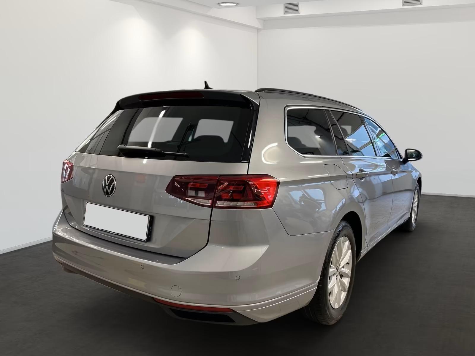 Volkswagen Passat, 2.0TDI DSG 110kW Business TZ - fotka 2