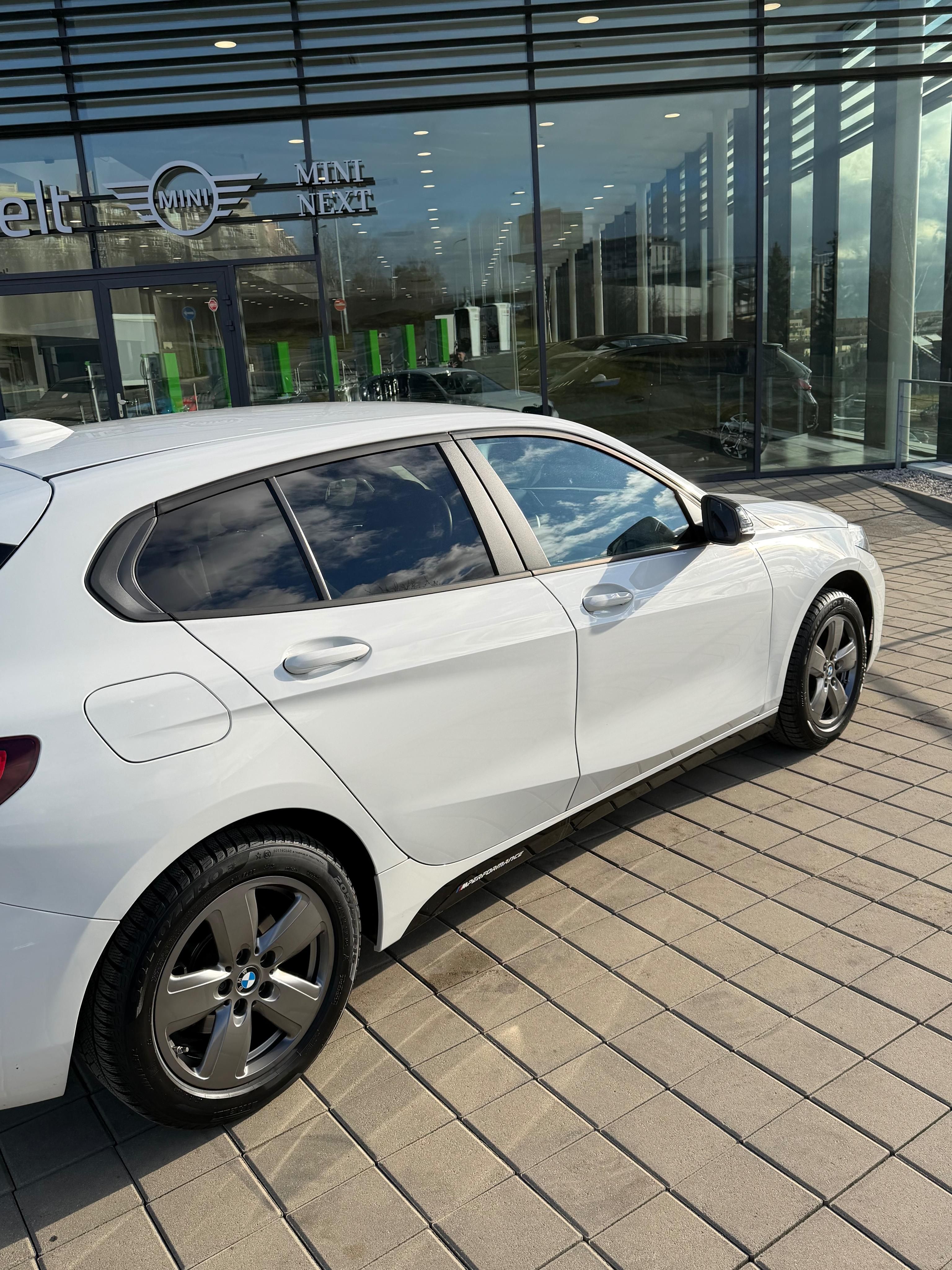 BMW Řada 1, Top výbava, MPerformence doplň - fotka 5