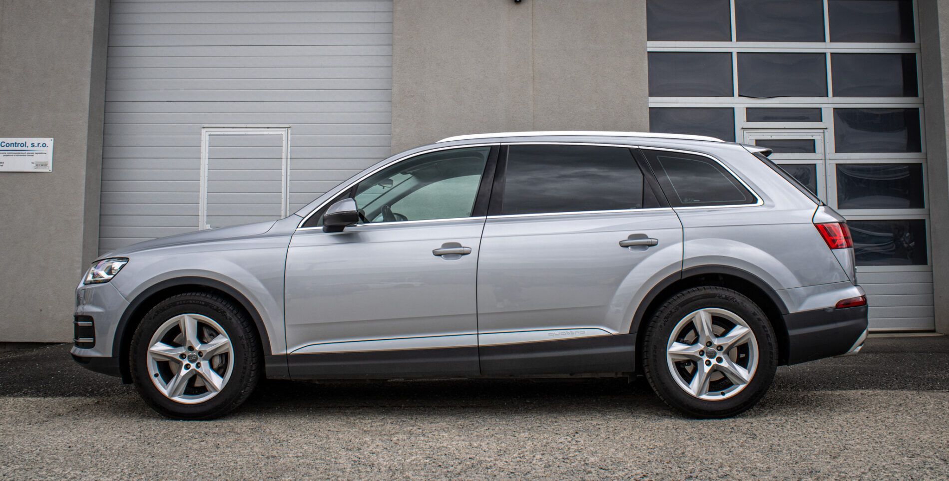 Audi Q7 - fotka 4