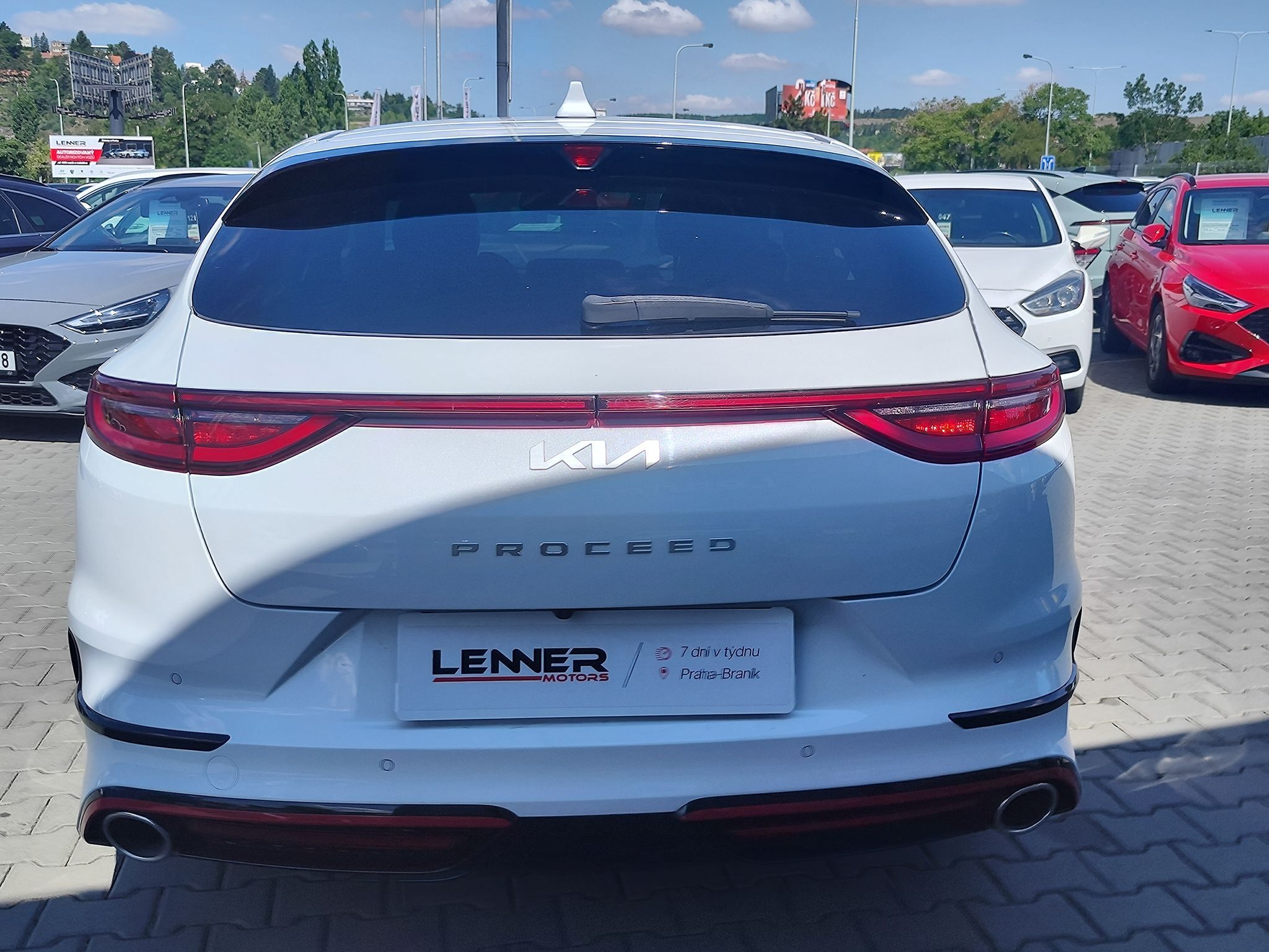 Kia ProCeed, 1.6 T-GDi/150kW GT DCT - fotka 6