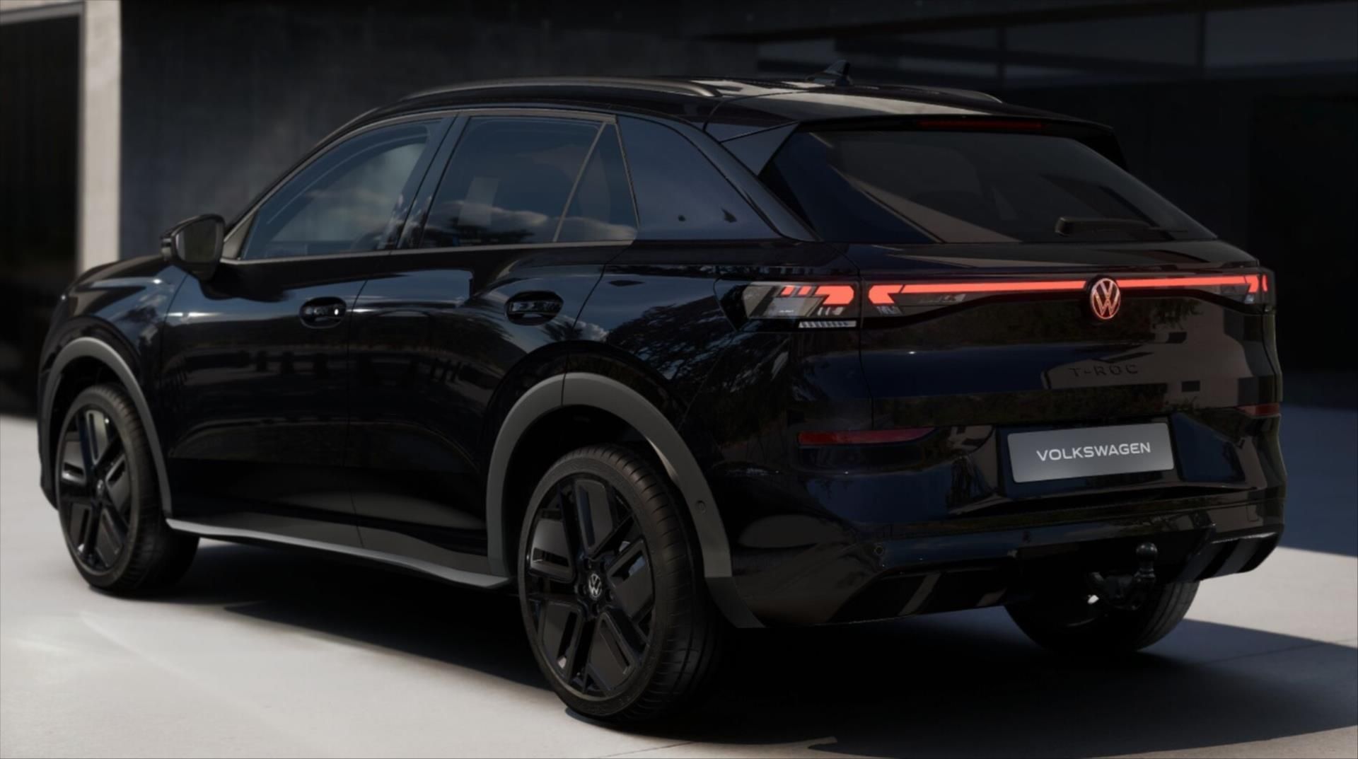 Volkswagen T-Roc, 1,5 eTSI 110 kW 7DSG  R-Line - fotka 3