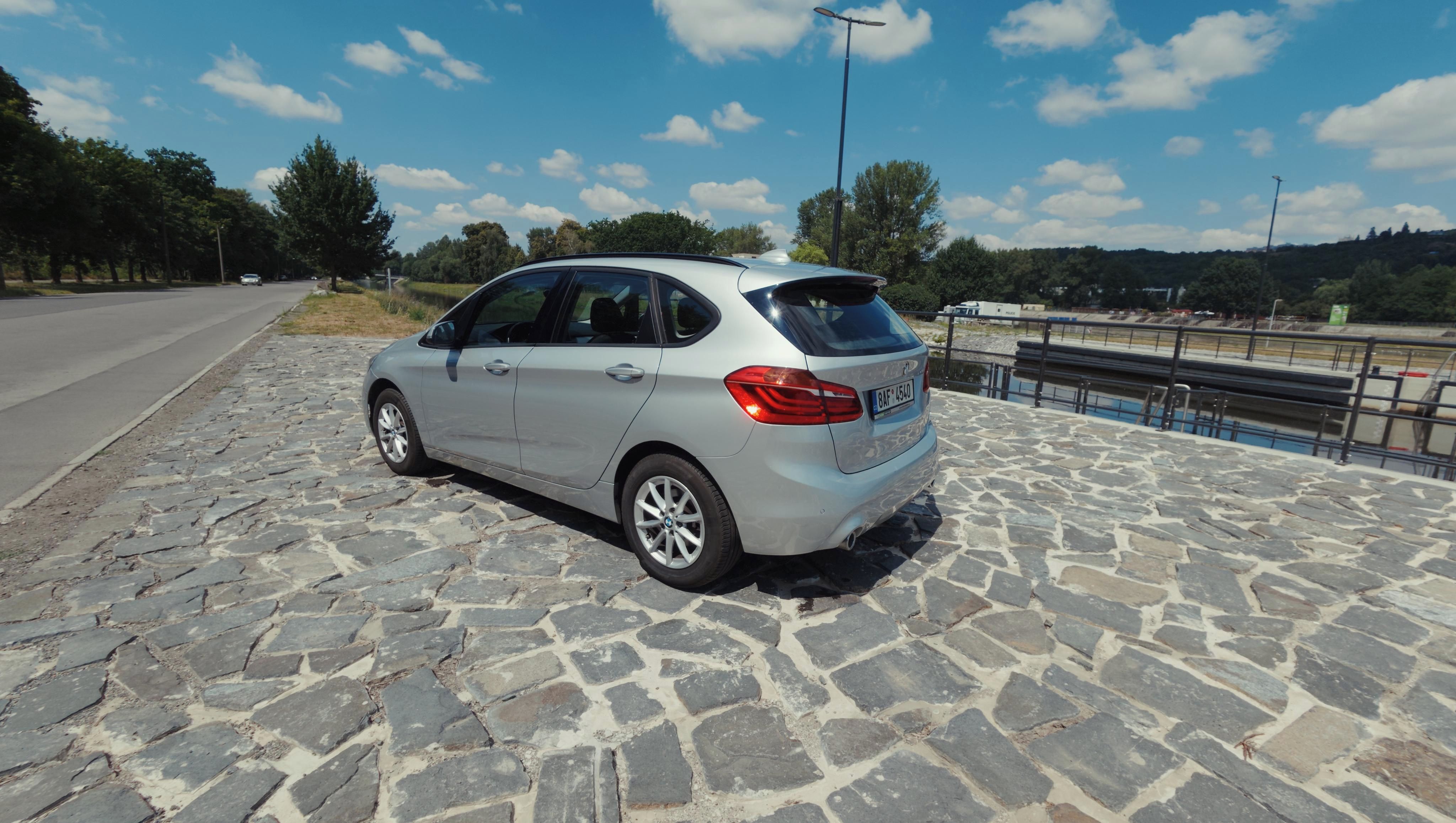 BMW Řada 2, 218d Active Tourer AT, DPH - fotka 3