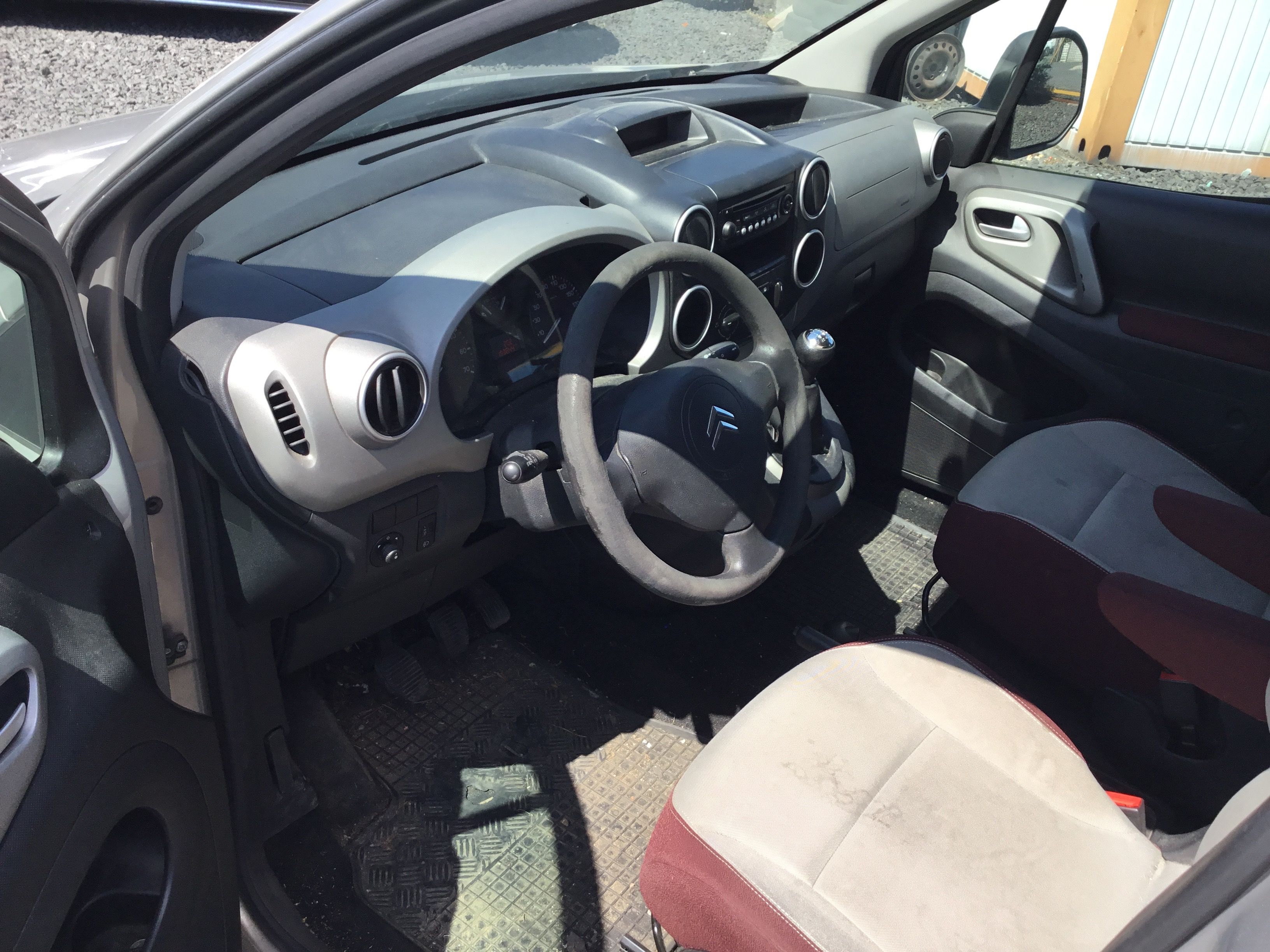 Citroën Berlingo, 1.6 HDi 55kW 5dveří Nové v ČR - fotka 4