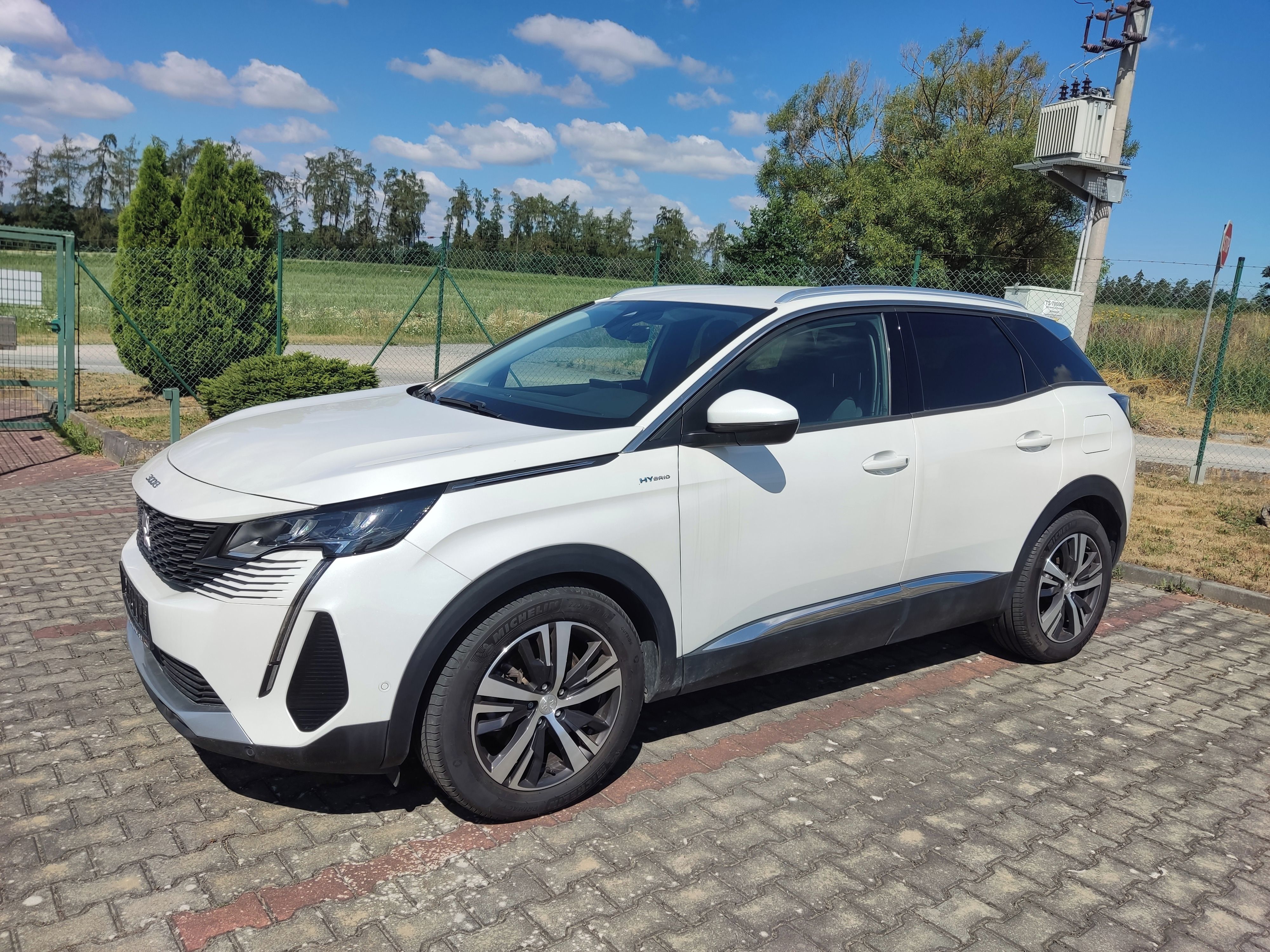 Peugeot 3008, Plug-in Hybrid Allure Pack