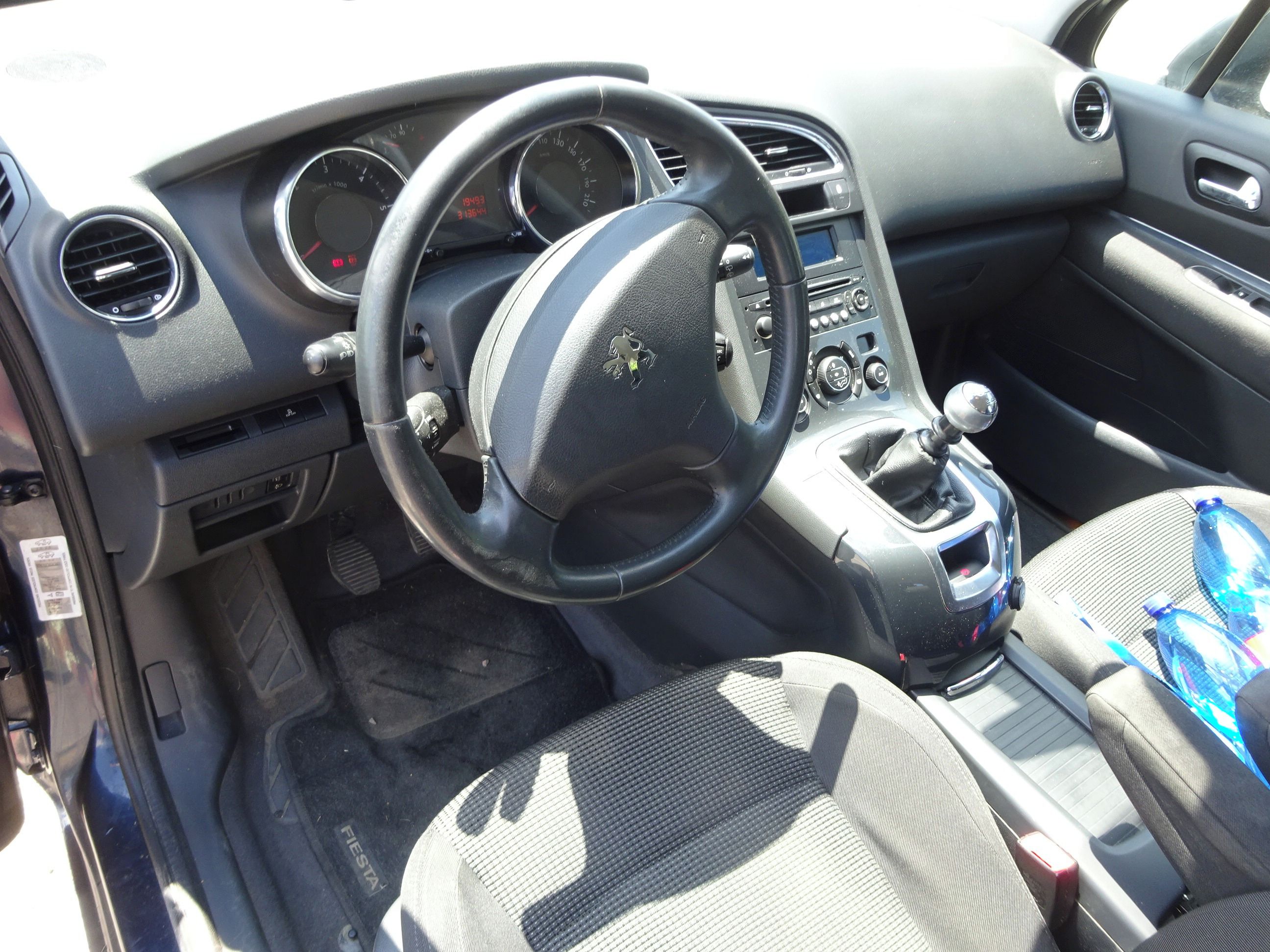 Peugeot 5008, 2.0 HDI (110 KW) - fotka 5