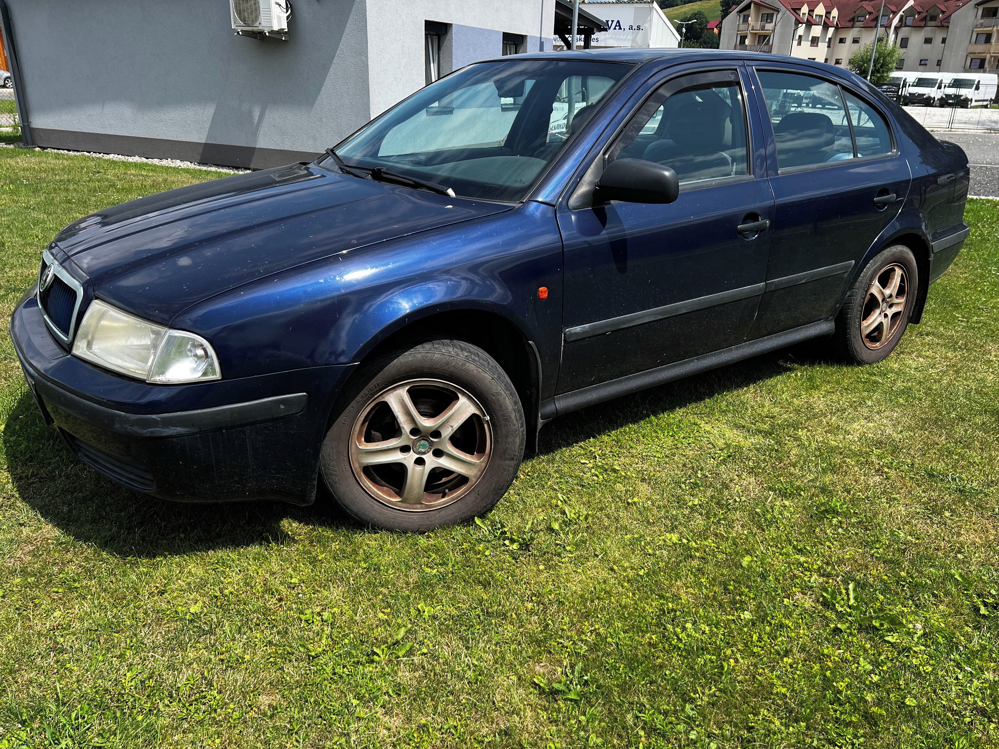 Škoda Octavia, 1.6i + ZIMNÍ KOLA  TAŽNÉ ZAŘ.