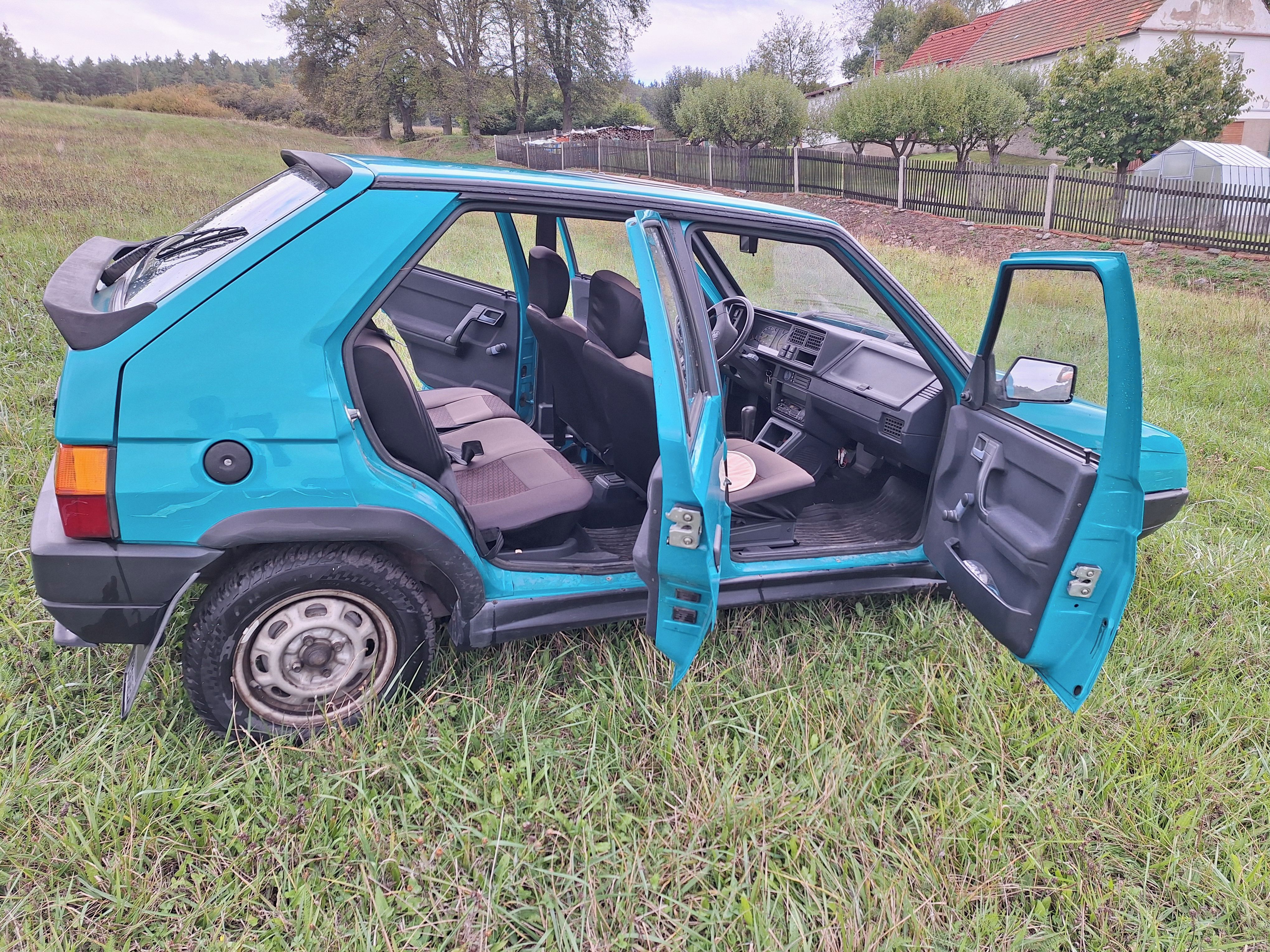 Škoda Favorit - fotka 5