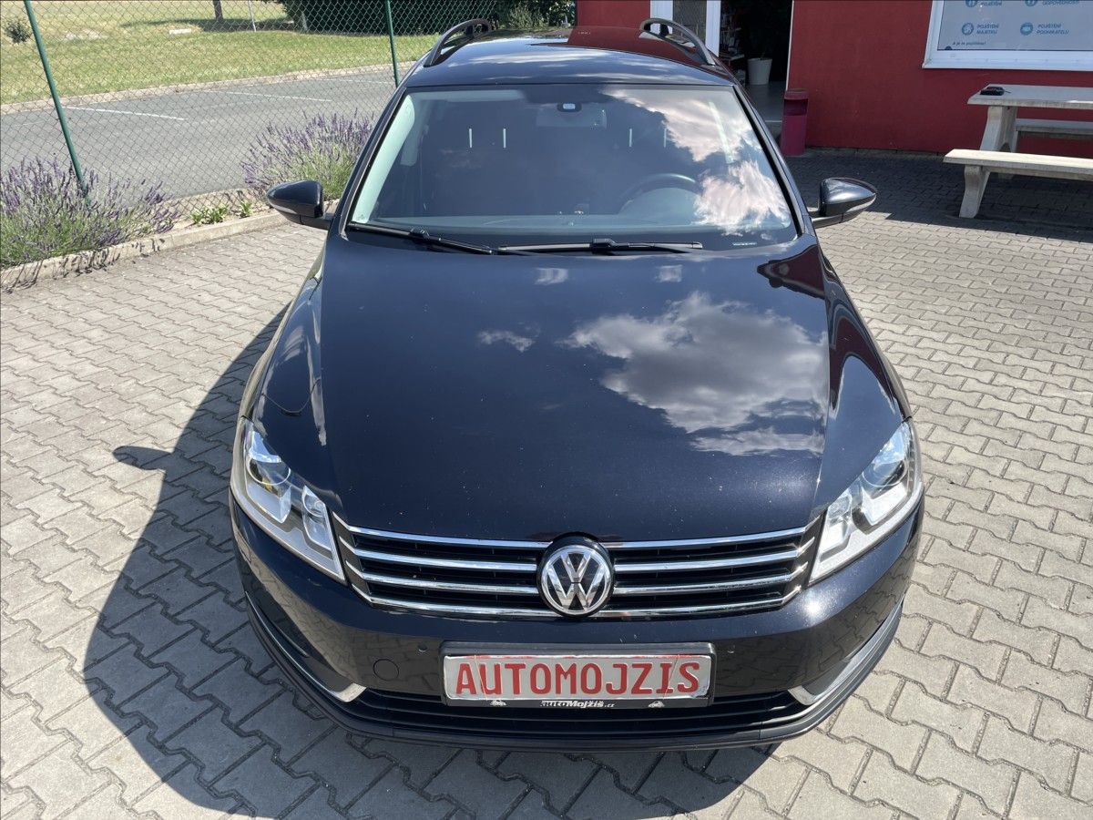 Volkswagen Passat, 2,0 TDI 103 kW ČR DIGIKLIMA XE - fotka 3
