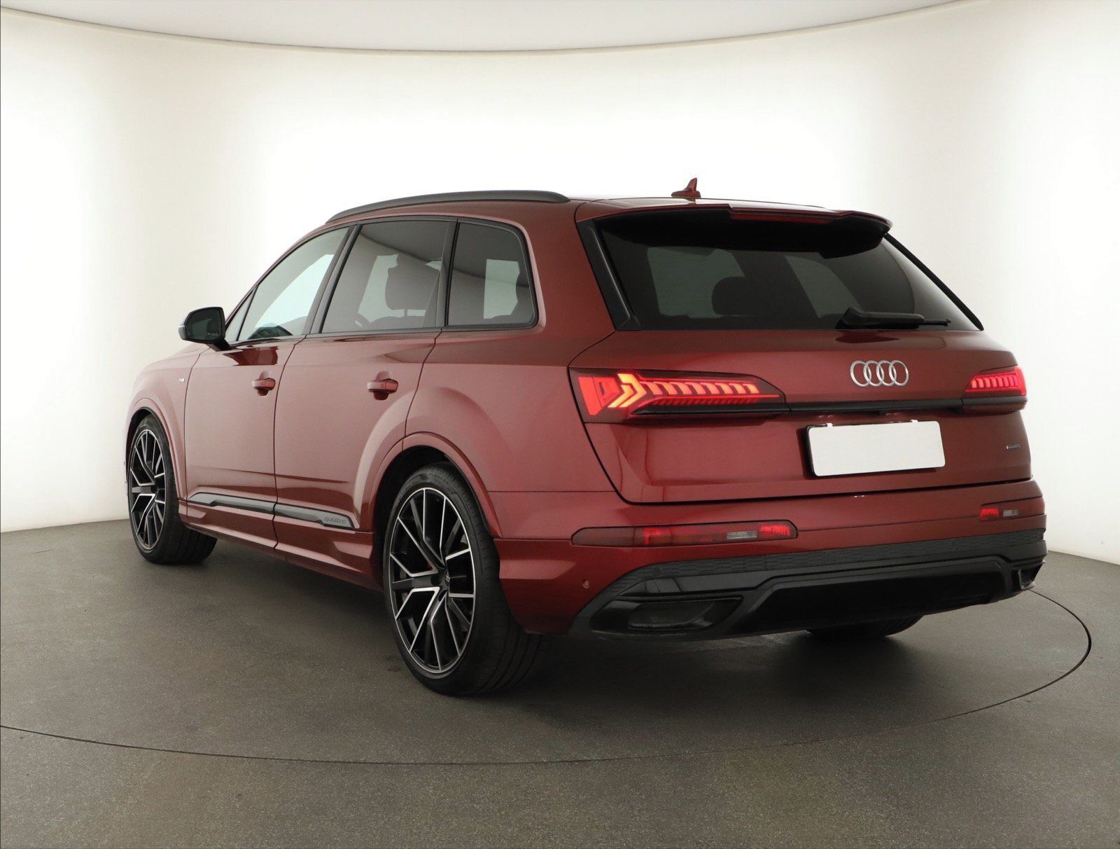 Audi Q7, 55 TFSI, DPH, S-Line, tažné - fotka 3