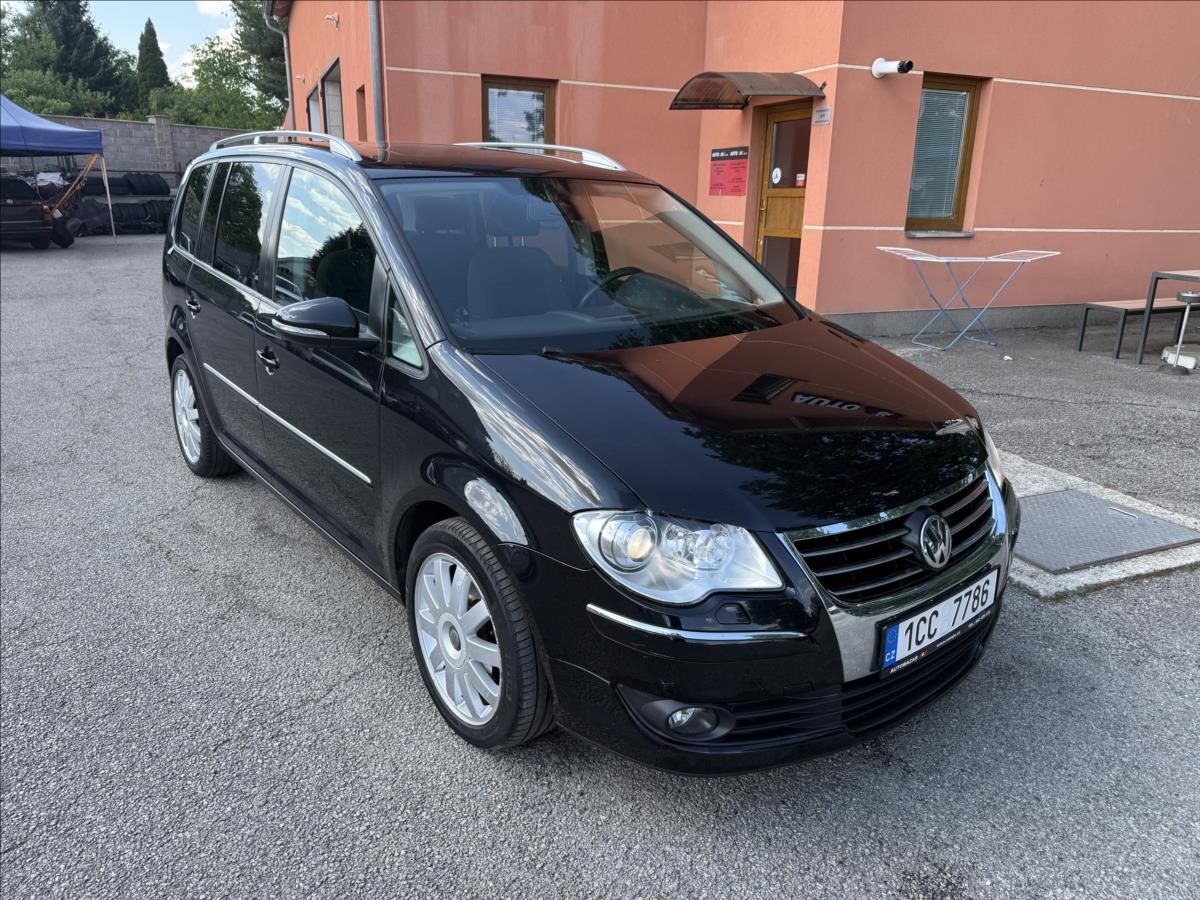 Volkswagen Touran, 1,4 TSi Higline - fotka 3