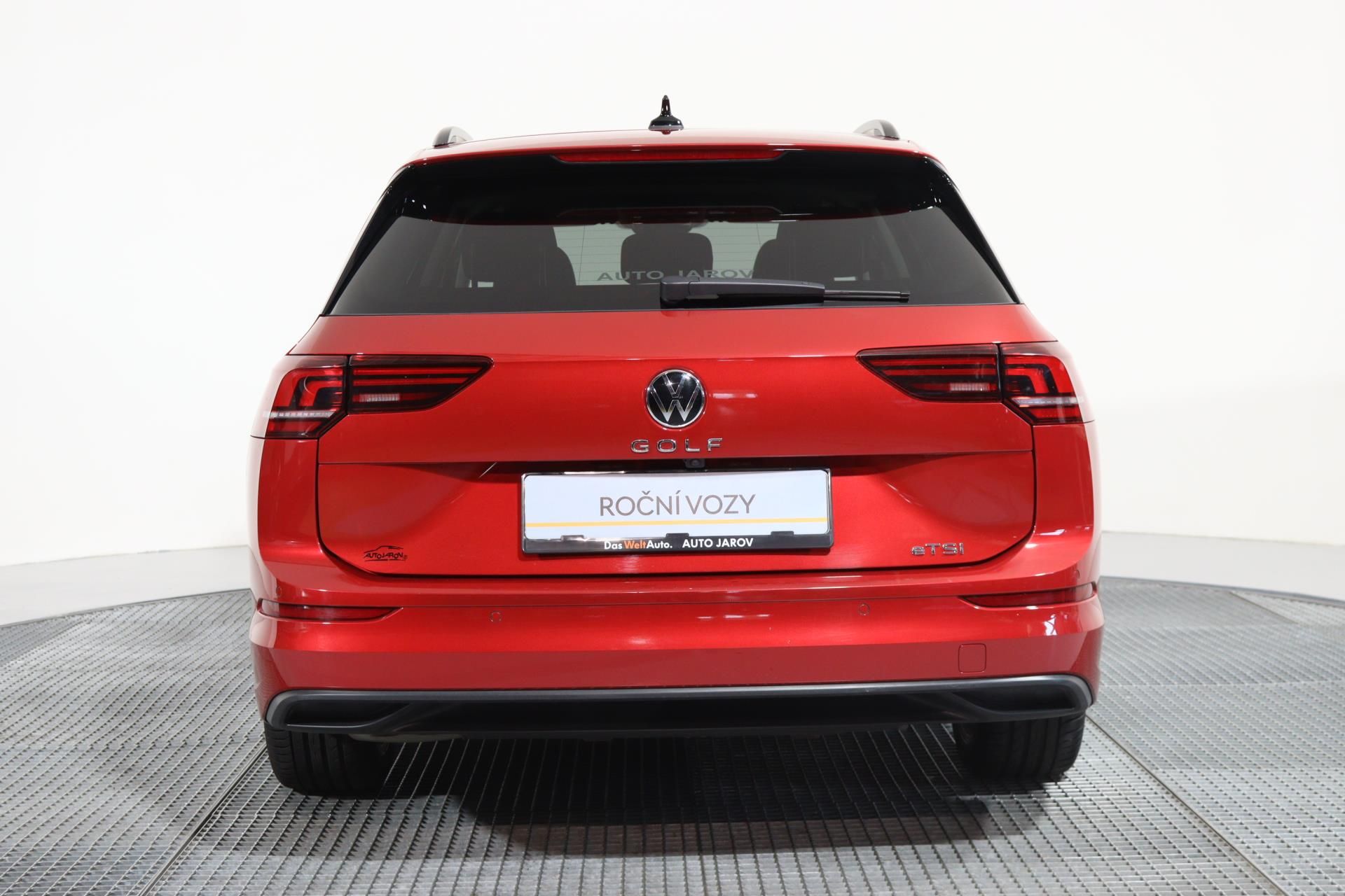 Volkswagen Golf Variant, People 1,5 eTSI 110kw DSG/ LED - fotka 6