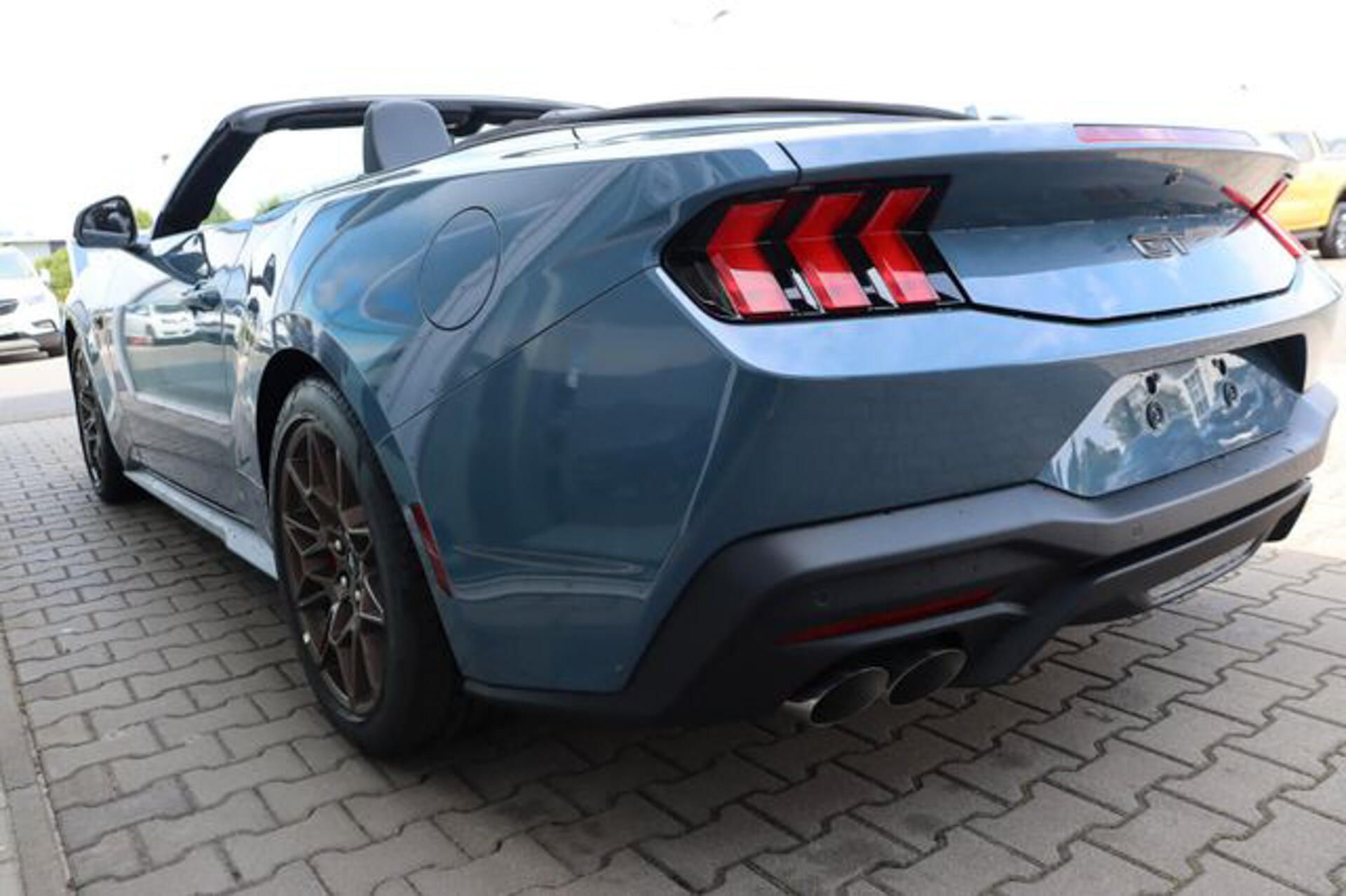 Ford Mustang, 5.0 Convertible MagneRide Bron - fotka 6