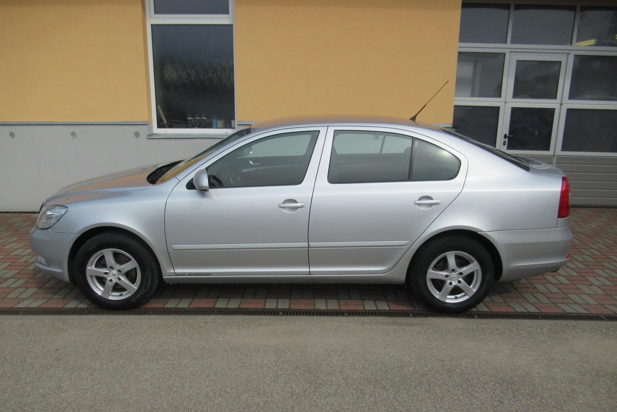 Škoda Octavia, 1.2 TSi AUT.KLIMA VYHŘ.SEDAČKY - fotka 6