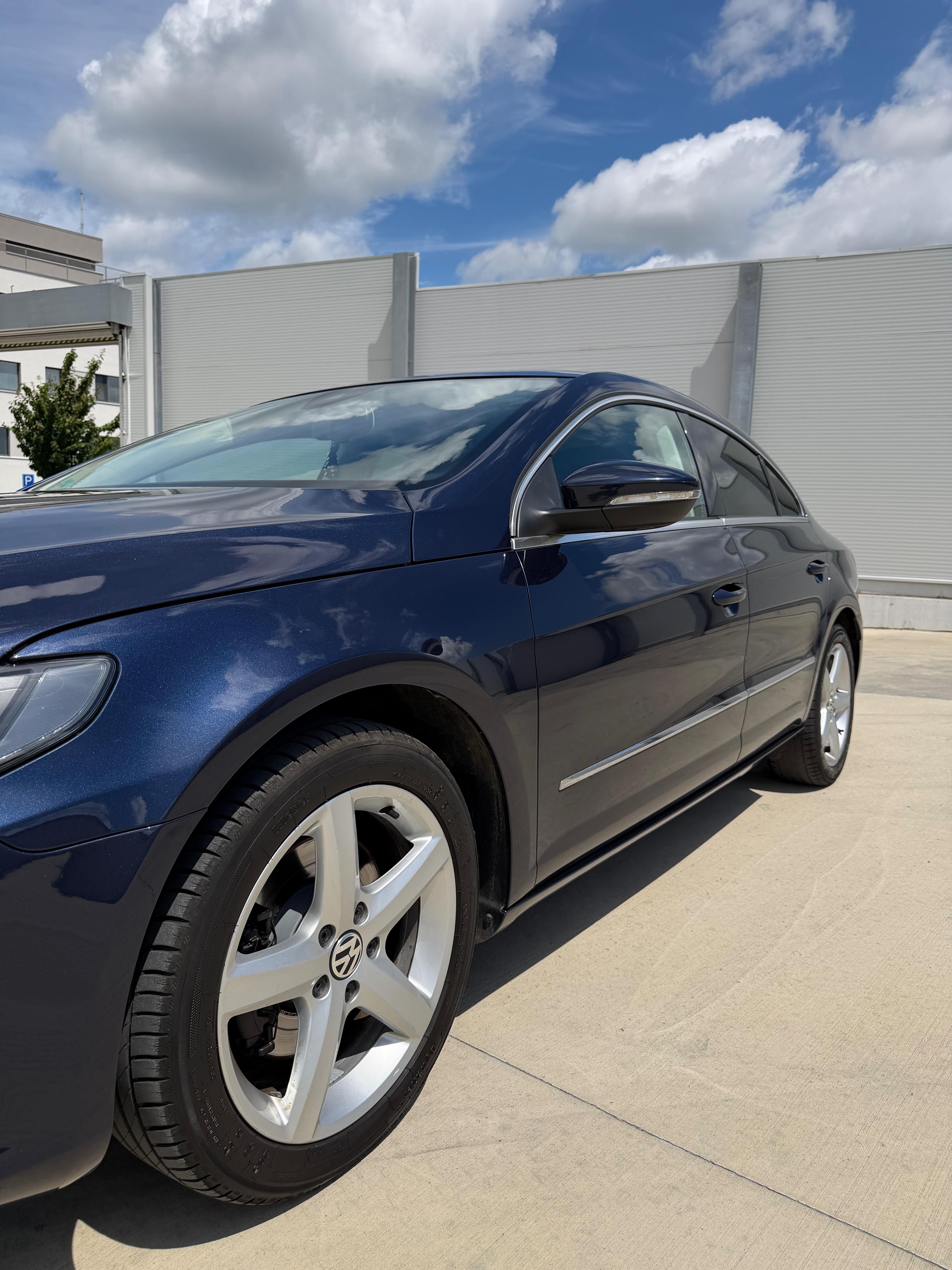 Volkswagen Passat, Passat CC 2.0tdi 110kw acc - fotka 2