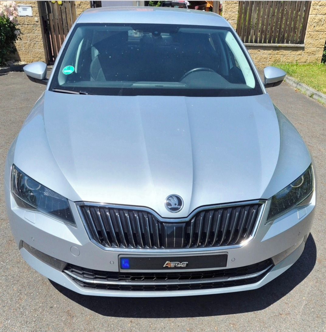 Škoda Superb, 2.0TDI 140 Amb. 4x4 AP - fotka 2
