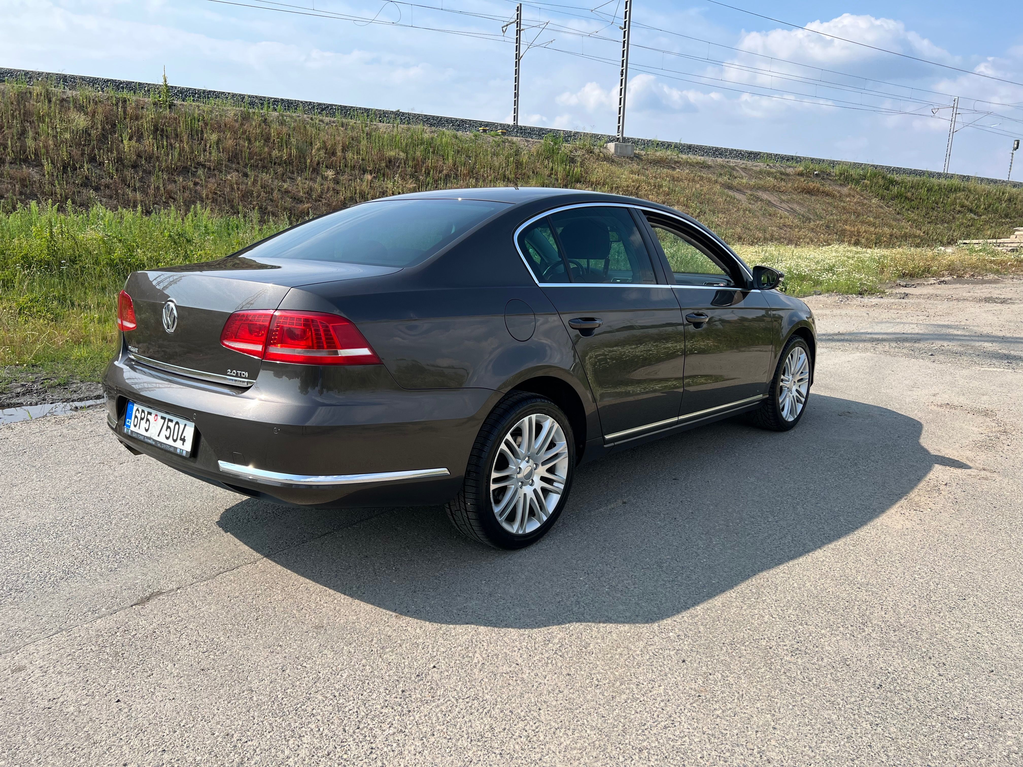 Volkswagen Passat, 2.0 TDI - fotka 4