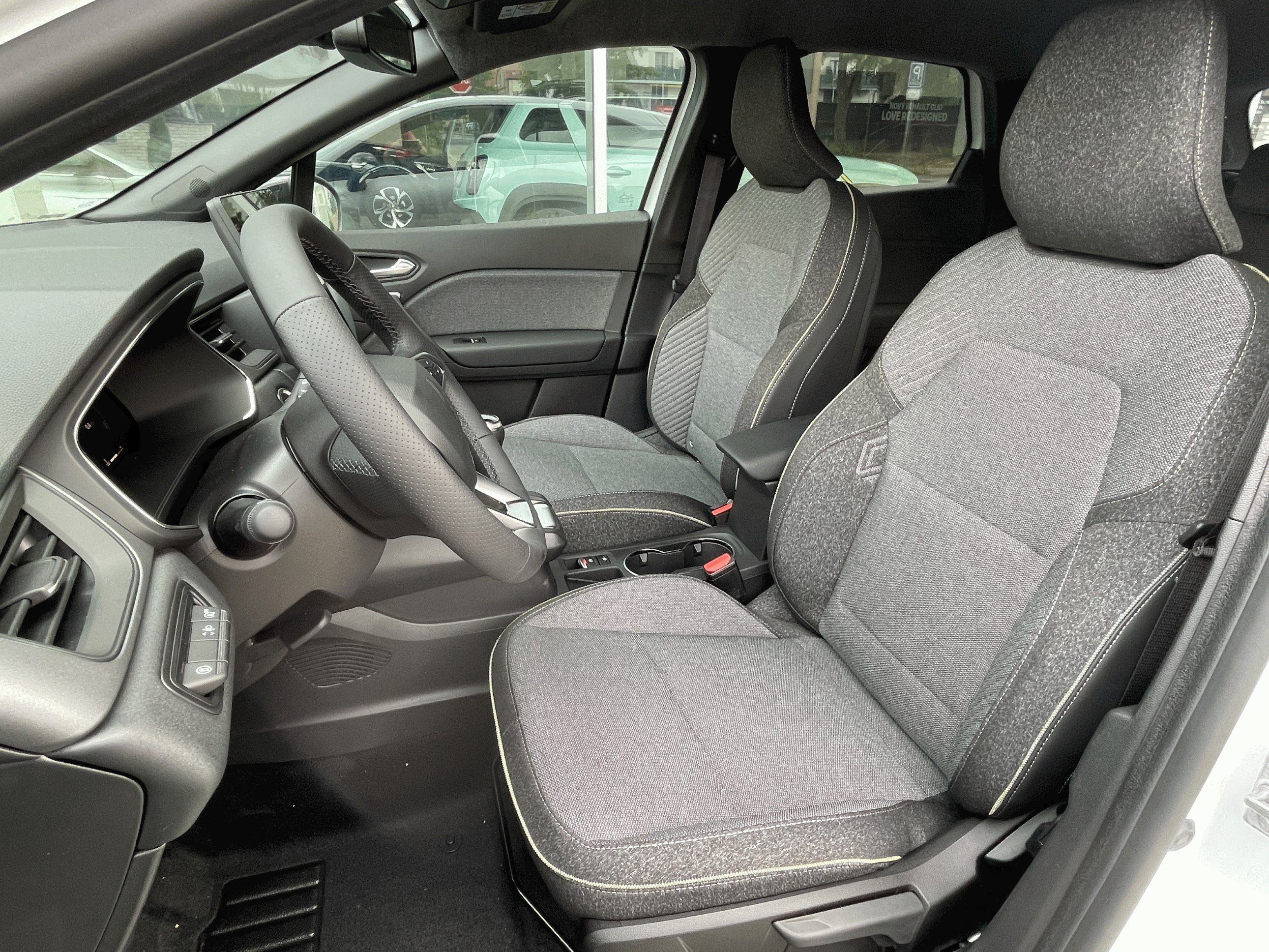 Renault Captur, TCe 90 Techno - fotka 5