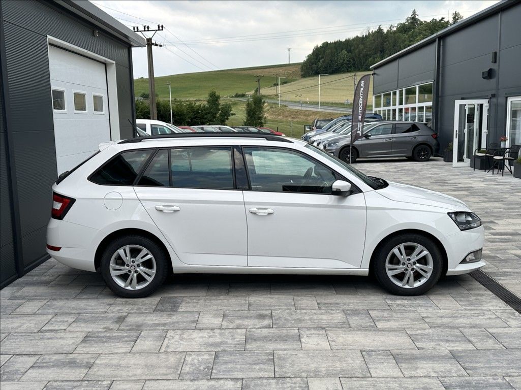 Škoda Fabia, 1,0 TSI 95PS  Ambition Top - fotka 6