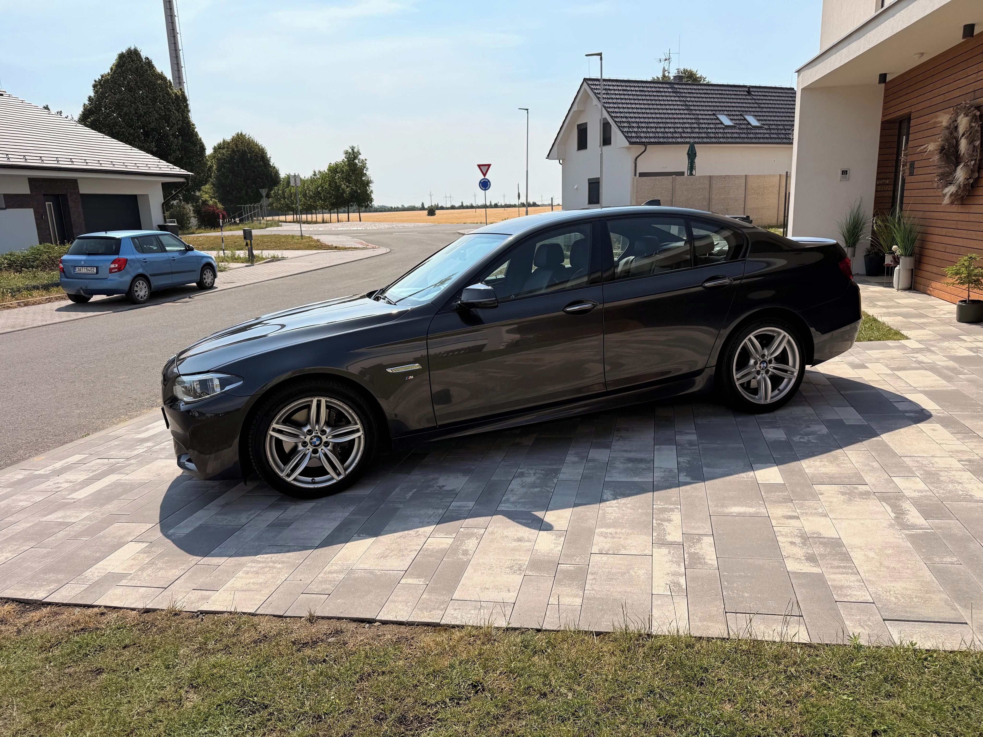 BMW Řada 5, BMW 530d, M-paket, 190kW, F10 - fotka 4