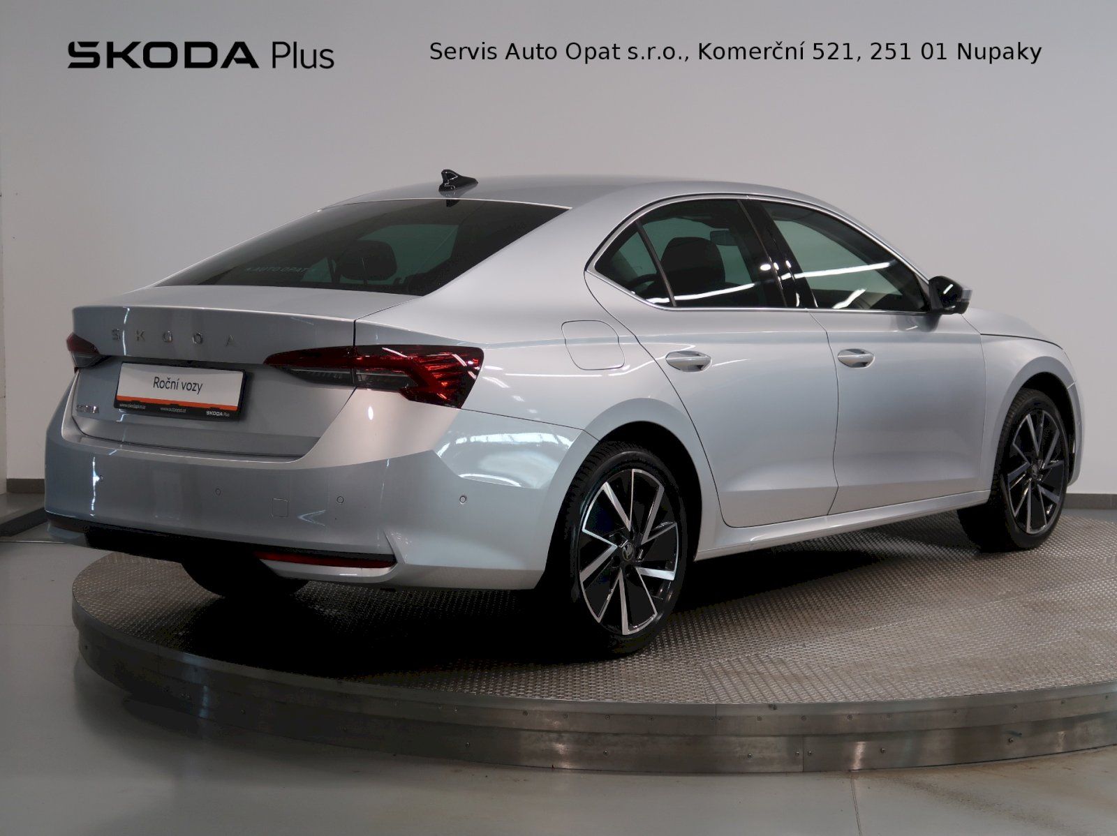 Škoda Octavia, EXCLUSIVE 2.0TDI 110KW DSG WEB - fotka 2