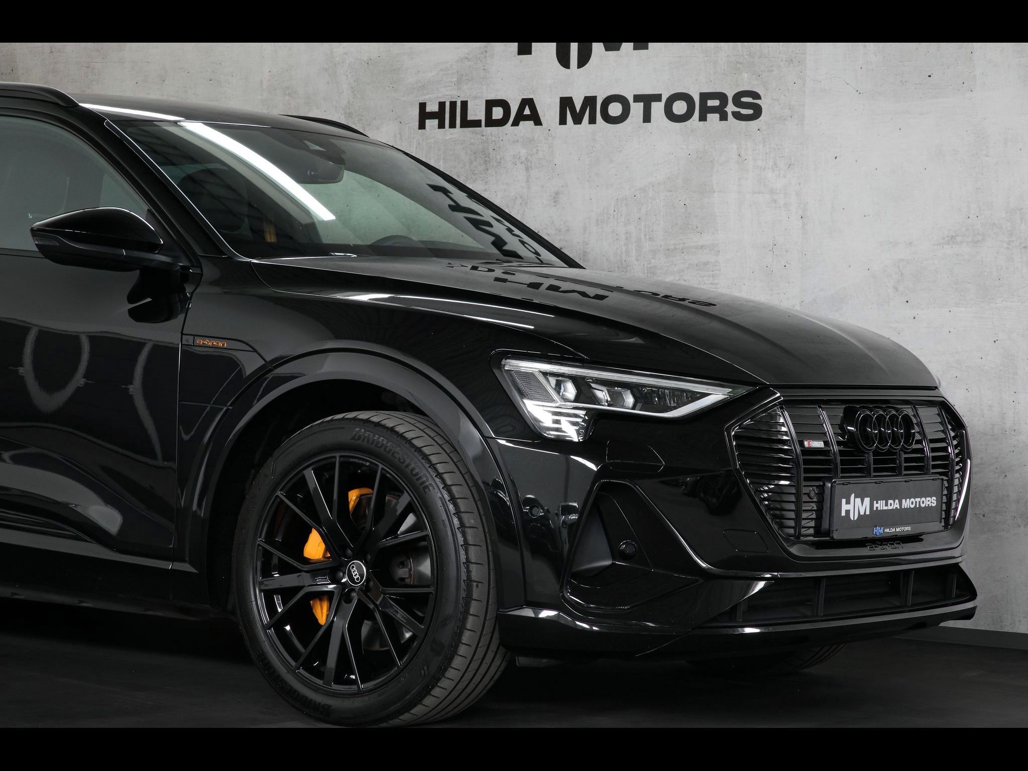 Audi e-tron, 55 300kW S-line BlackEdi NV TZ - fotka 6
