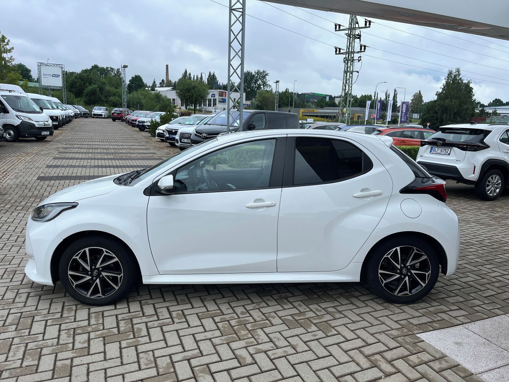 Toyota Yaris, 1.5 VVT-i Comfort Tech Style - fotka 3