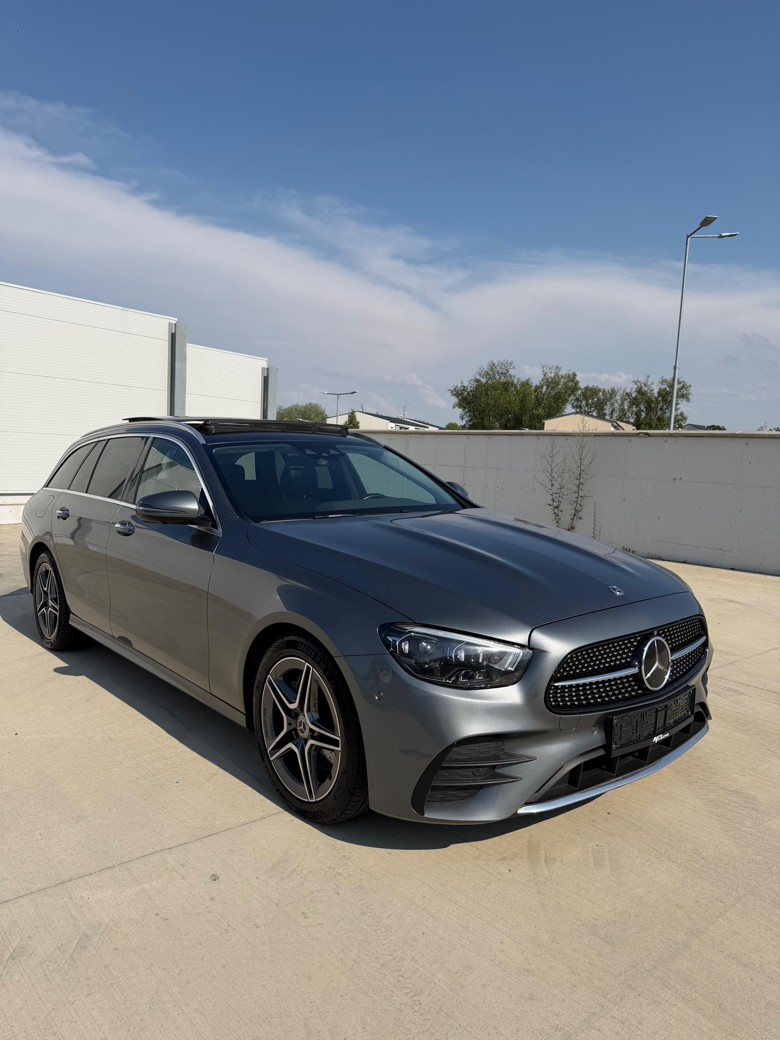 Mercedes-Benz Třídy E, 220d 4matic 1maj ČR Burmester - fotka 4