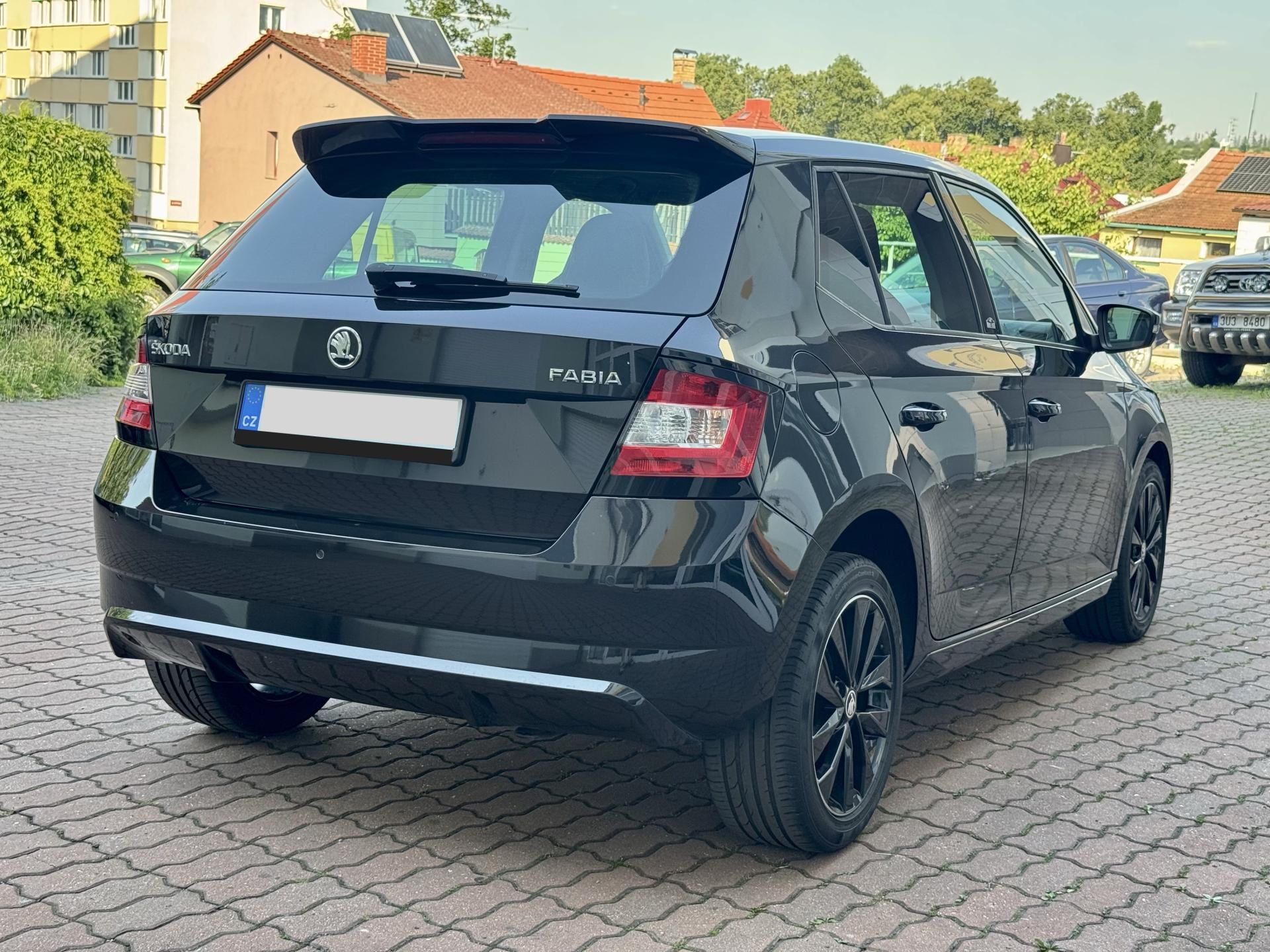 Škoda Fabia, 1.2TSI Monte Carlo - fotka 4