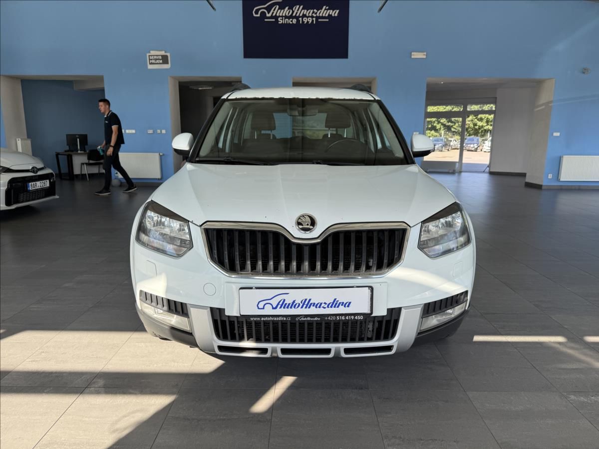 Škoda Yeti, 2,0   TDI 81kW,4x4,SERVISKA,TA - fotka 2
