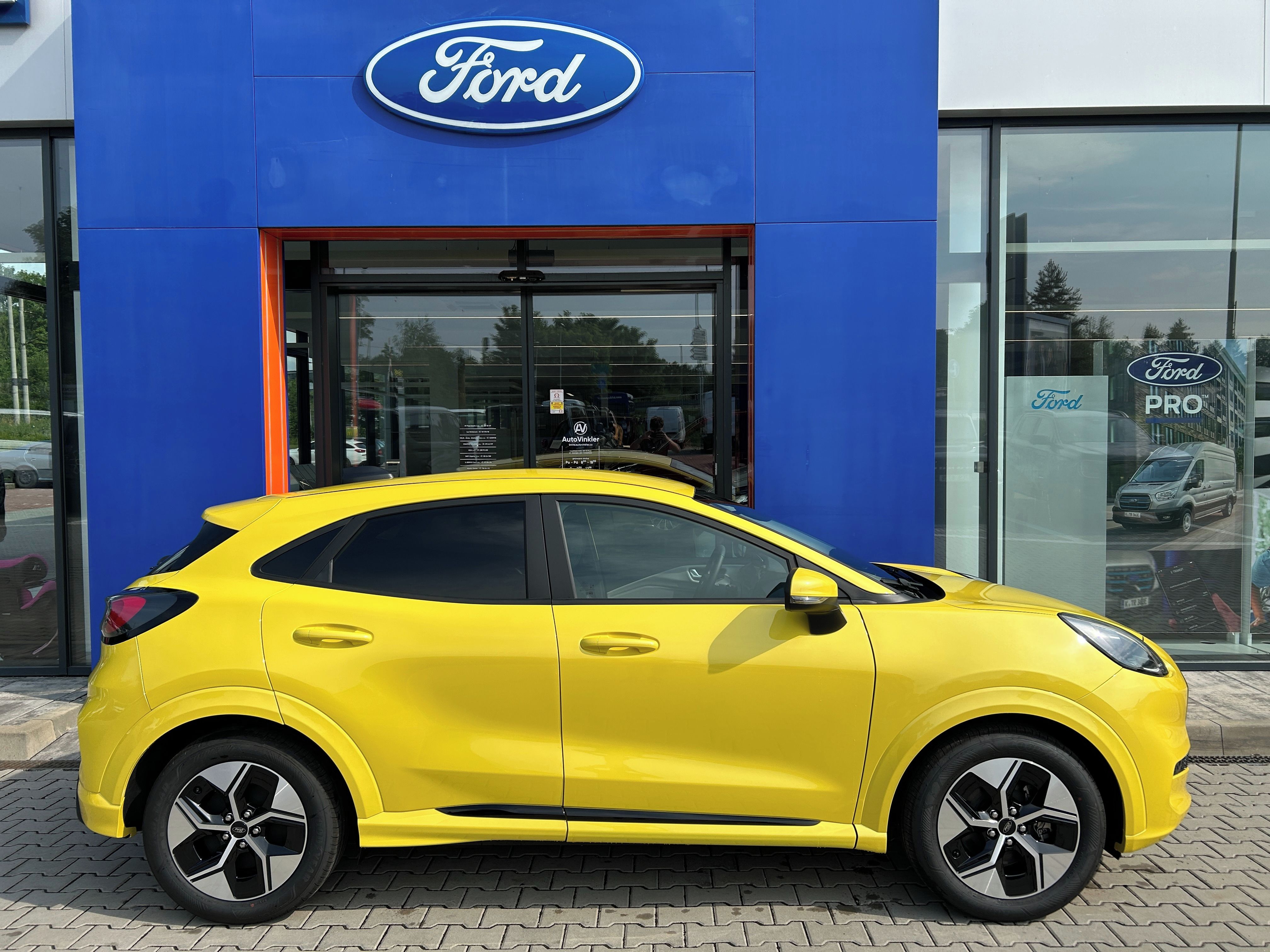 Ford Puma, SELECT 46,8 kWh 123 kW - fotka 3