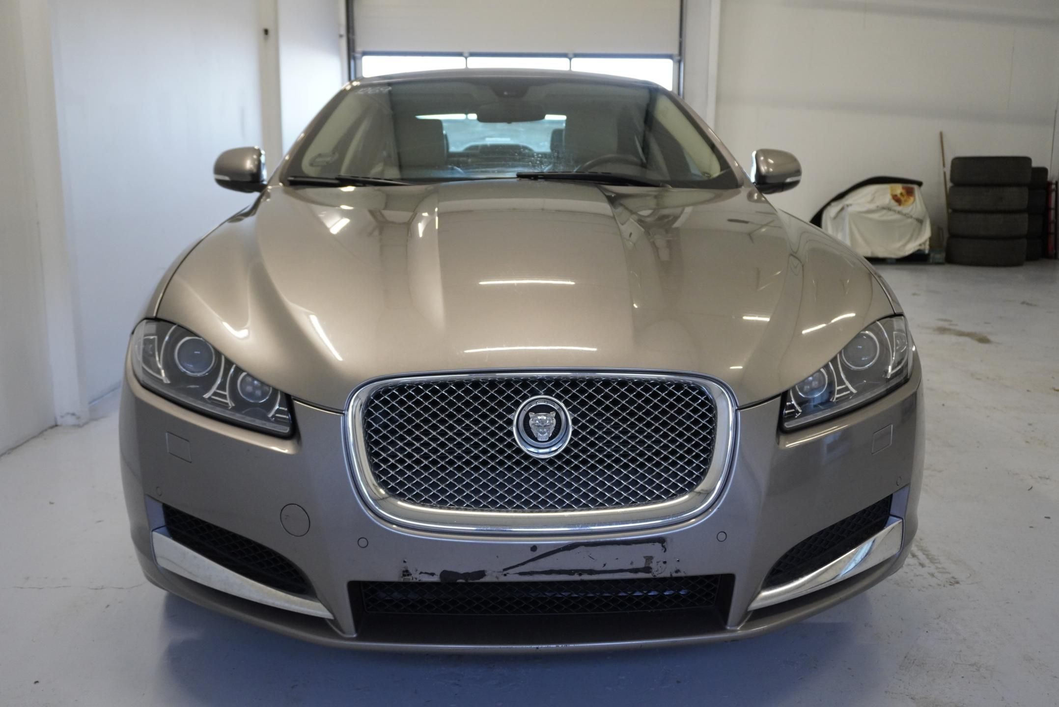 Jaguar XF, 3.0D 202kW S-PORTFOLIO - fotka 2