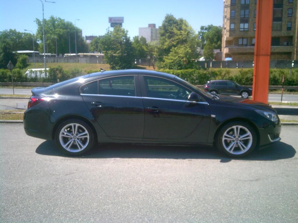 Opel Insignia, 2.0 CDTi 125kW,KOUP.ČR, 1.MAJ. - fotka 5