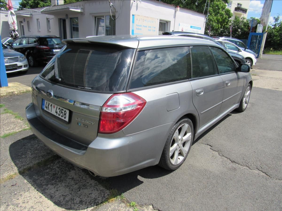 Subaru Legacy, 2,0 R 121kW 4x4 - fotka 6