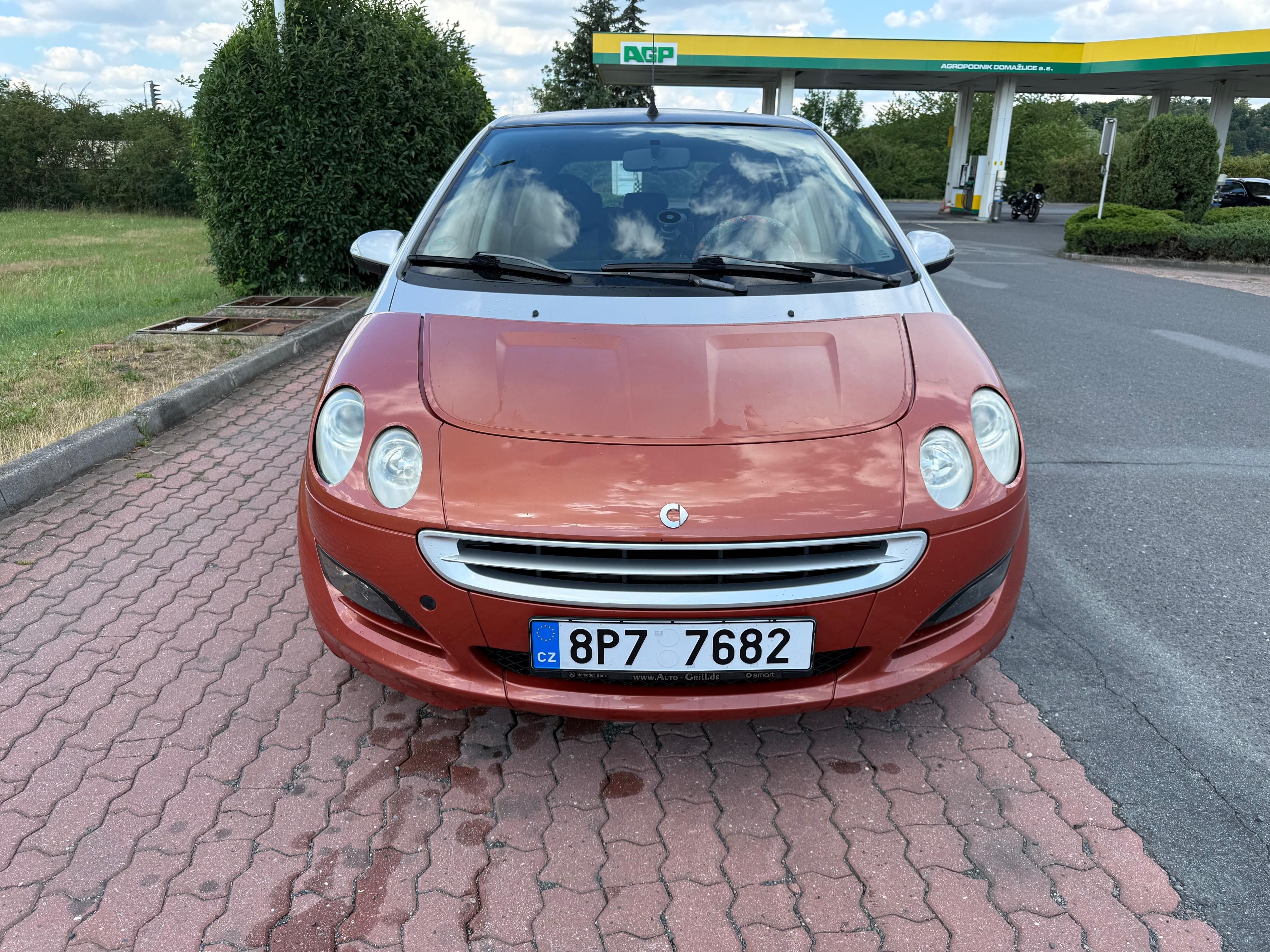 Smart Forfour, 1,1i 55 KW Klima jen 112t.km - fotka 3