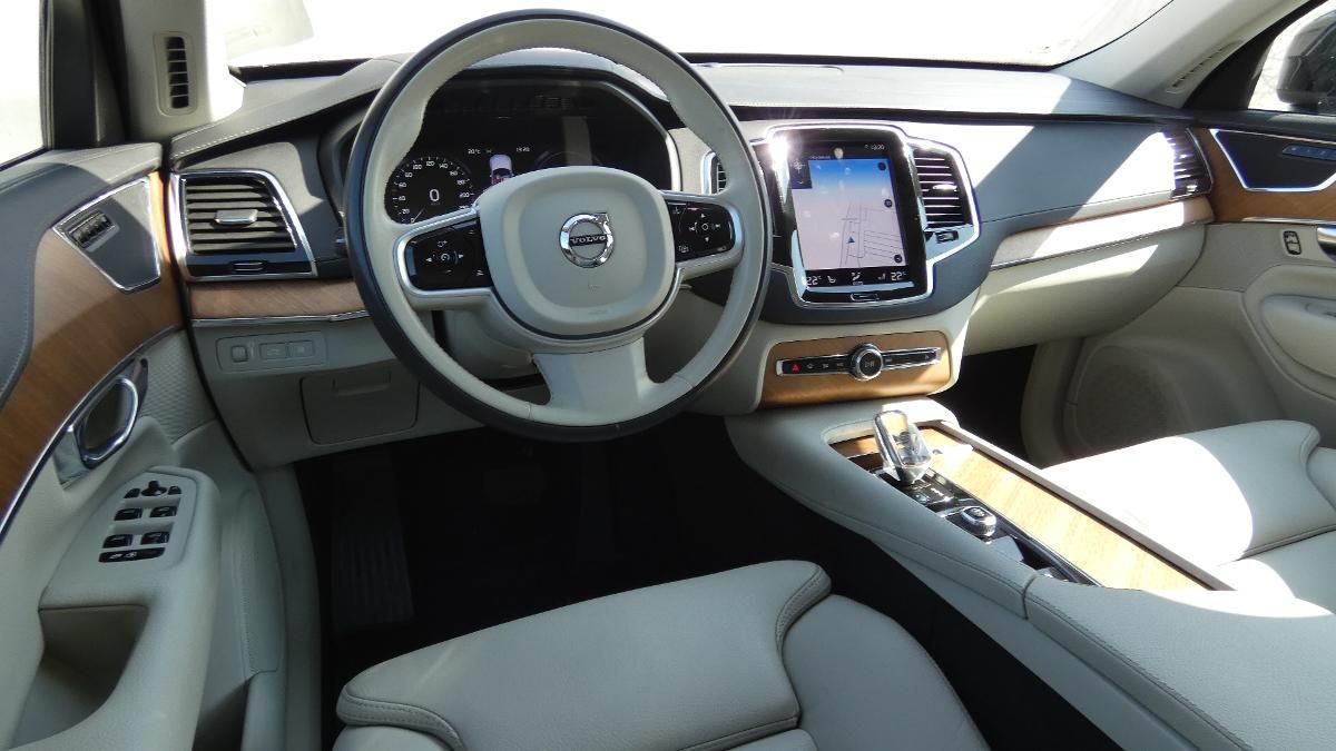 Volvo XC90, T8 AWD Recharge Inscription AT - fotka 5