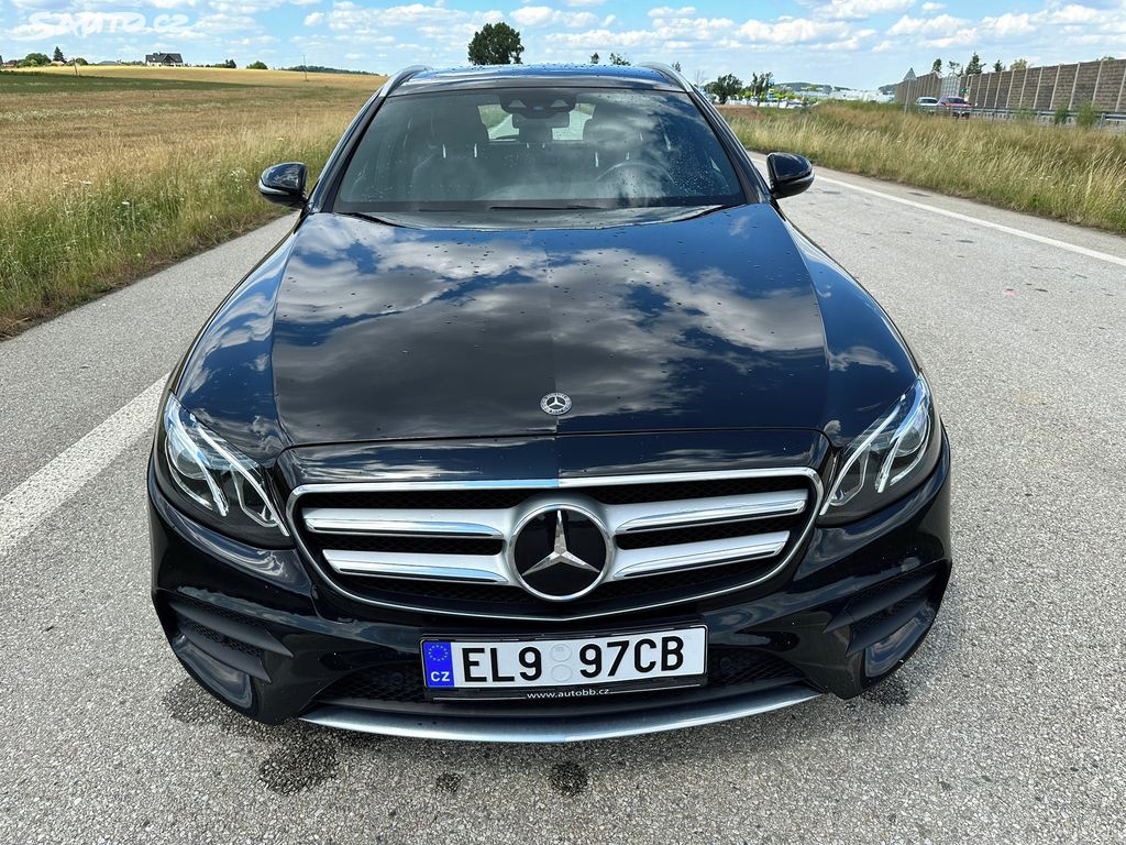 Mercedes-Benz Třídy E, 300 de T Avantgarde, EQ, DPH