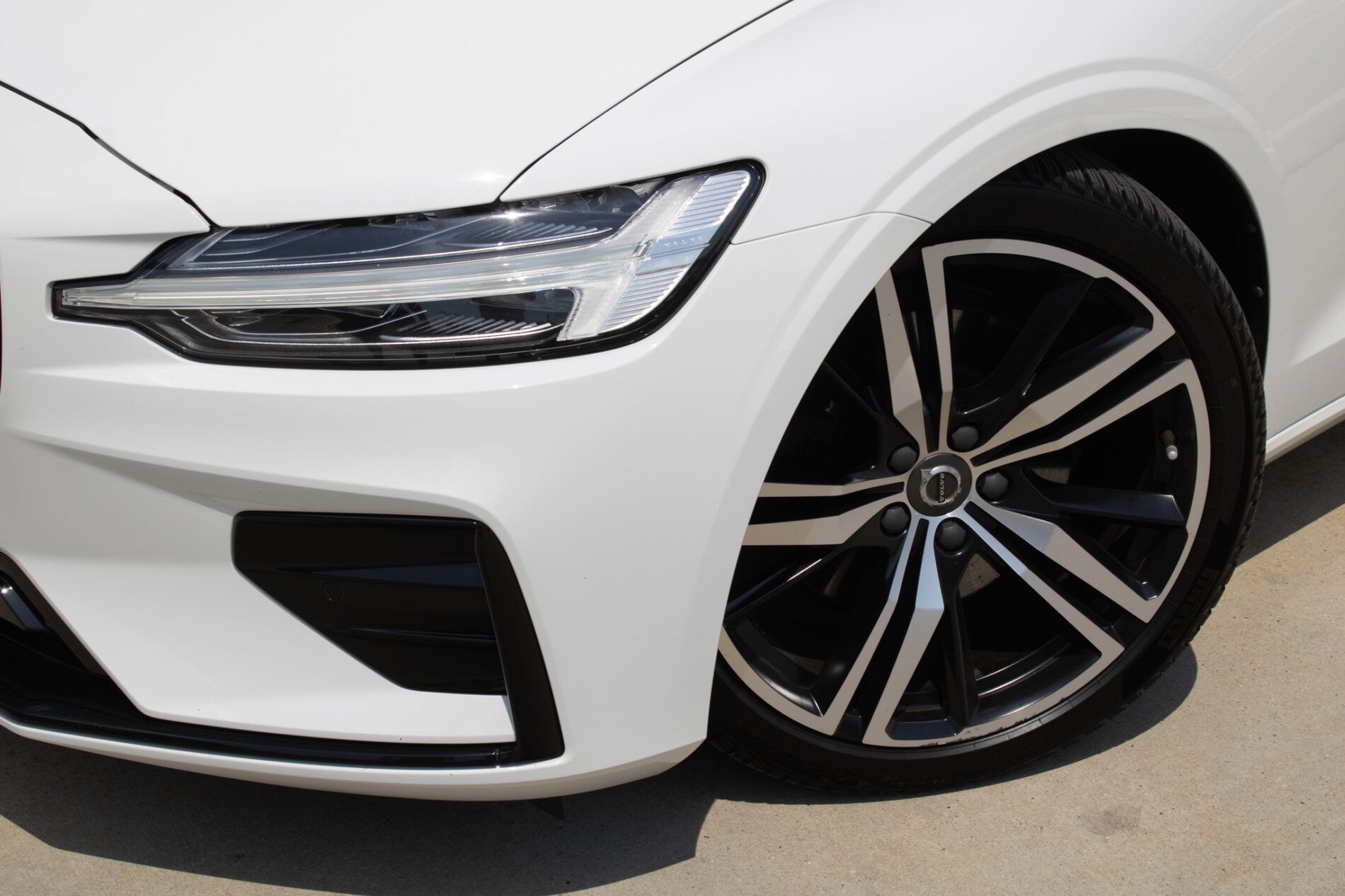 Volvo S60 - fotka 3