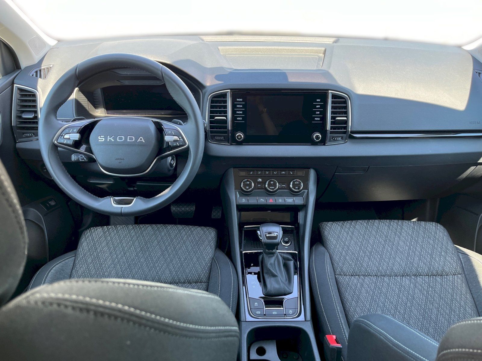 Škoda Karoq, Top Selection 1.5 TSI DSG - fotka 5