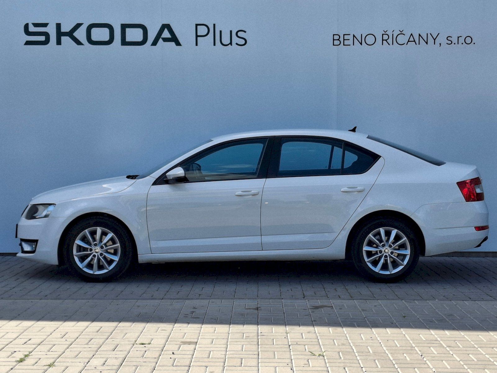 Škoda Octavia, Ambition Plus 1,0TSi 85kW - fotka 3