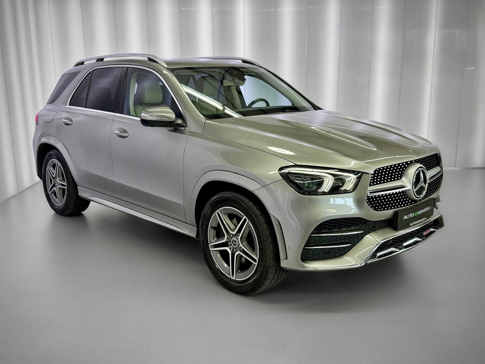 Mercedes-Benz GLE, 400d 4MATIC AMG, AIRMATIC, WEB - fotka 4