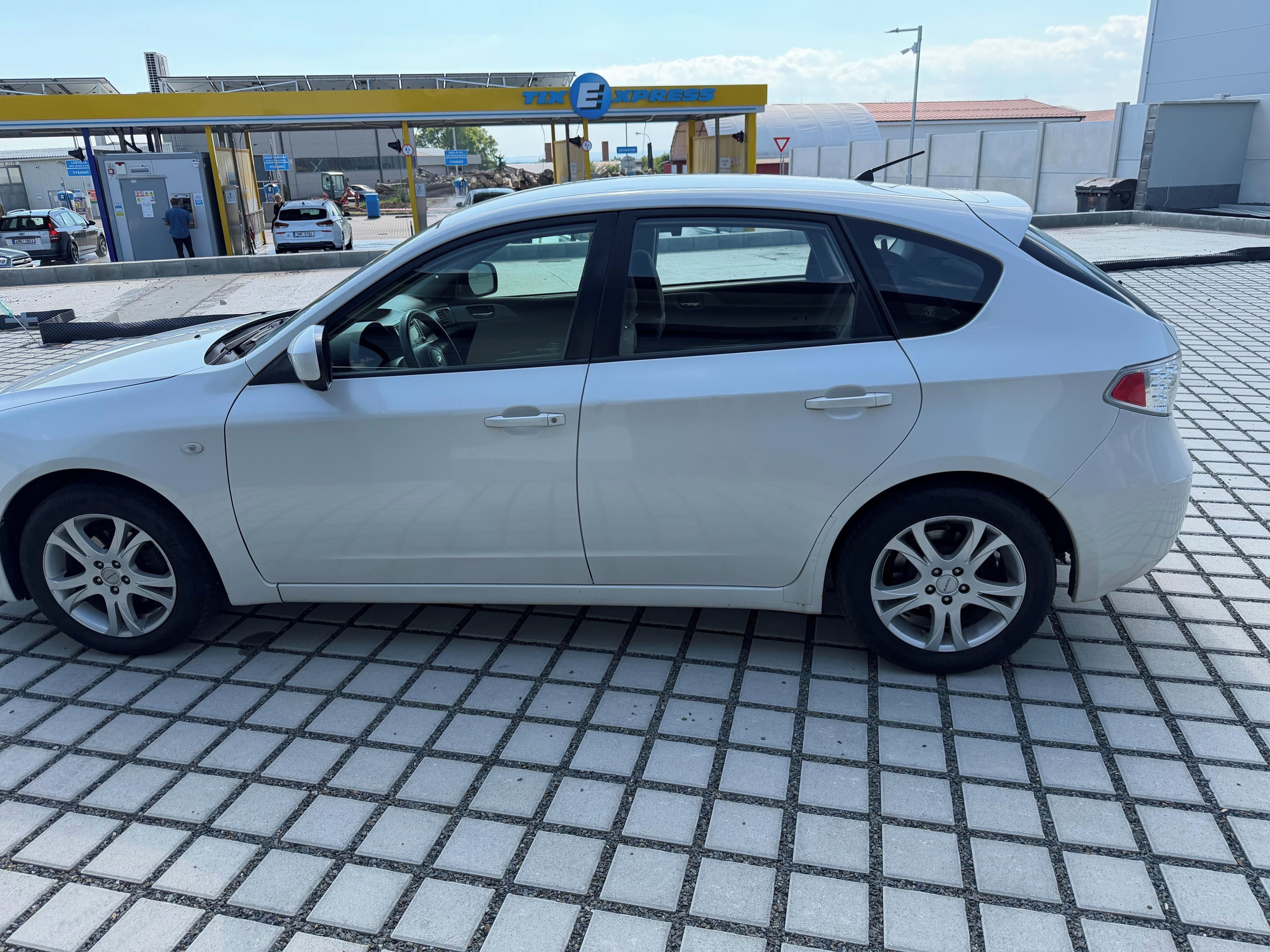 Subaru Impreza, 2.0 R - fotka 4