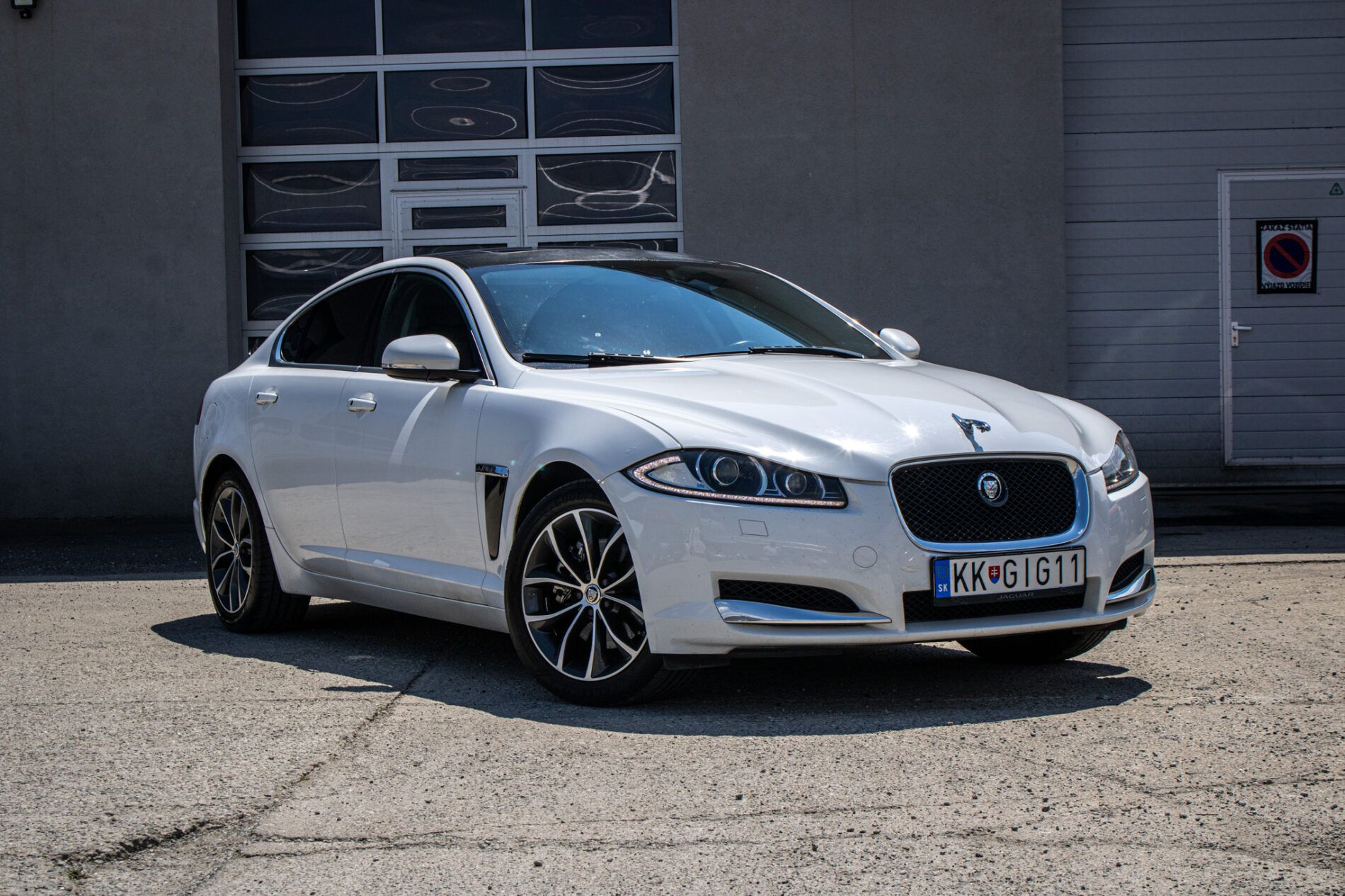 Jaguar XF - fotka 3