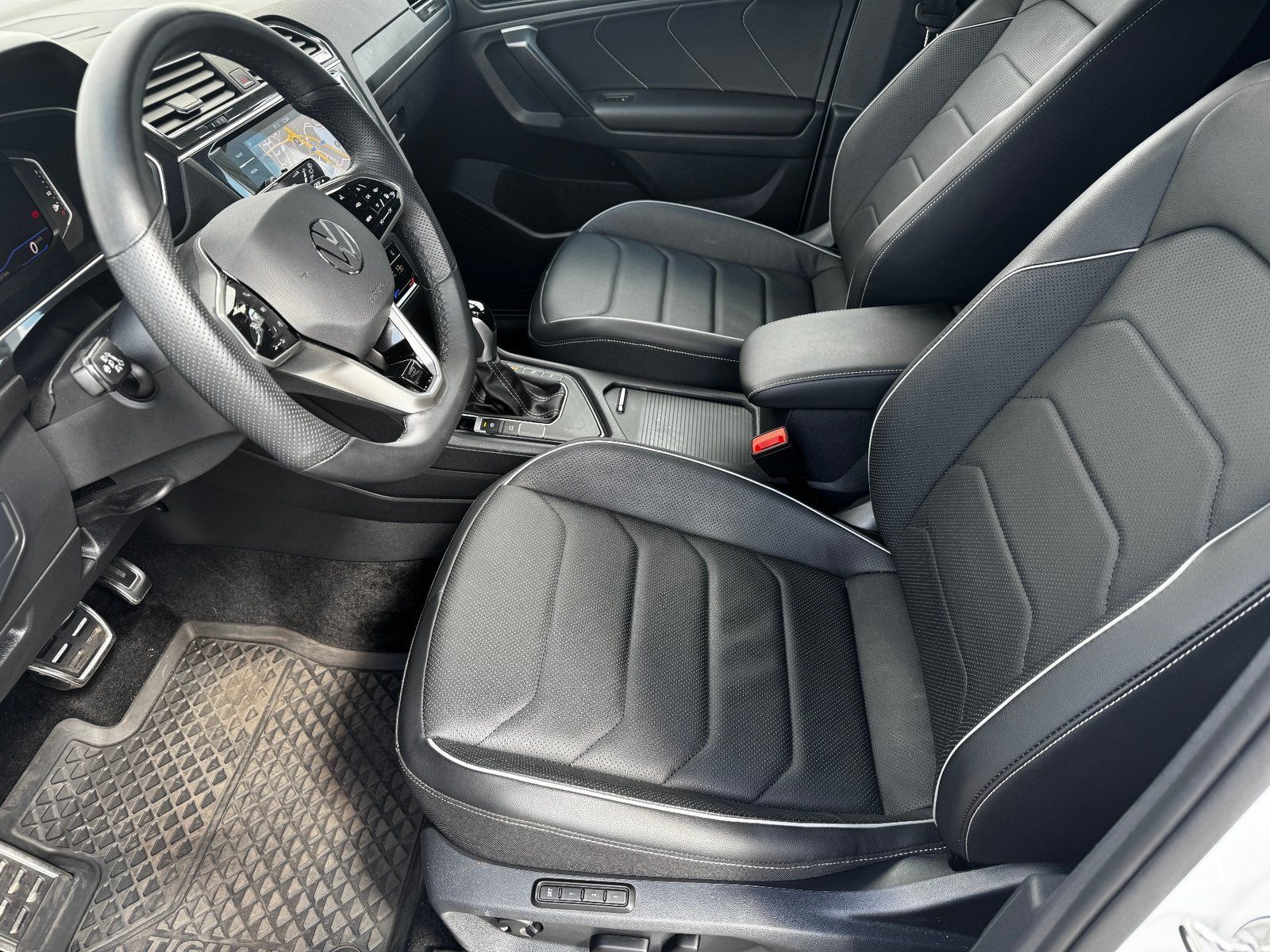 Volkswagen Tiguan Allspace, Tiguan Allspace 1,5 TSI 110 KW - fotka 5