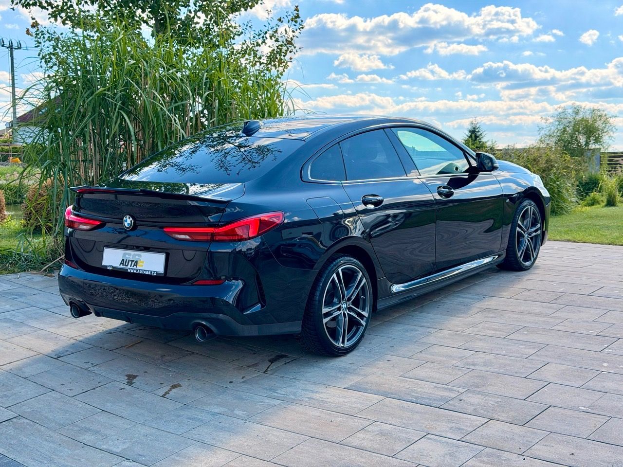 BMW Řada 2, Grand Coupé 218d M-Paket ČR TZ - fotka 4