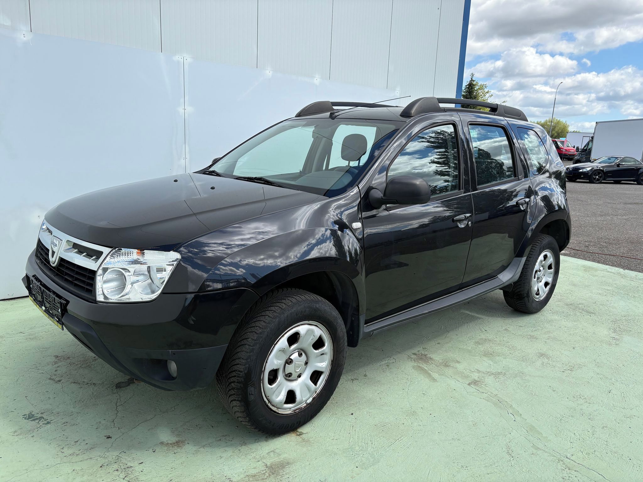 Dacia Duster, 1.6i, 77kW, Klima - fotka 3