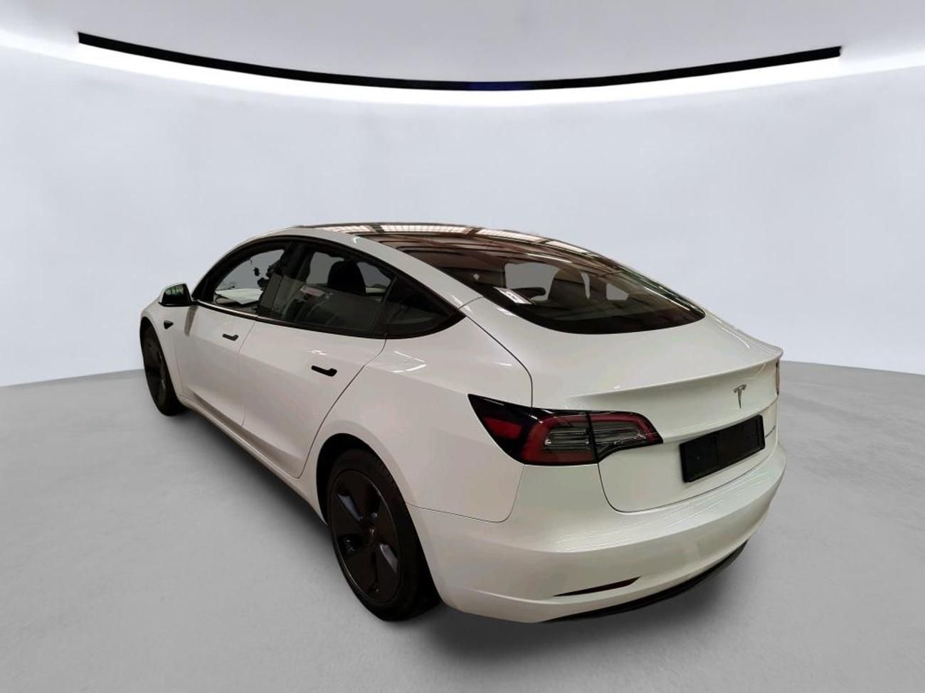 Tesla Model 3, LONG RANGE DUAL MOTOR SOH 97% - fotka 3