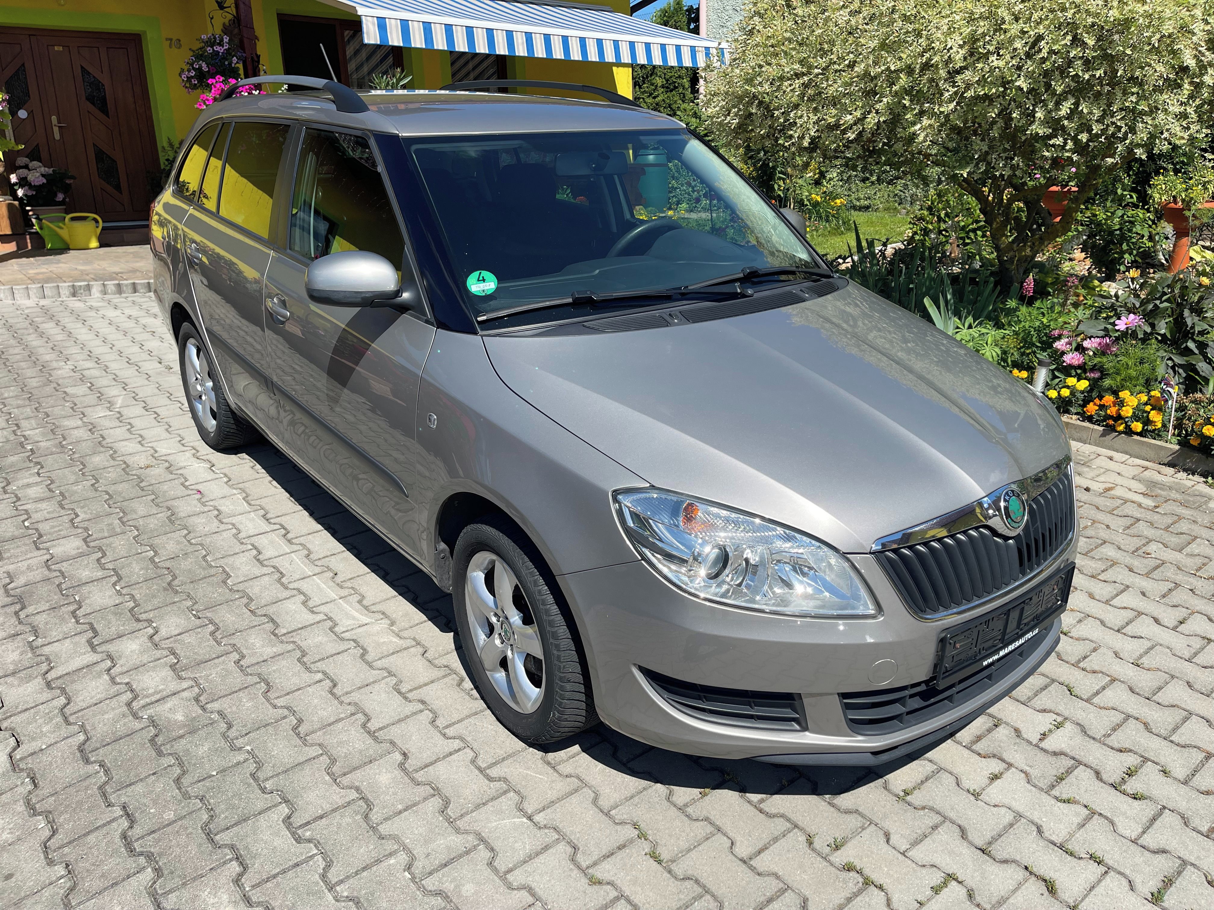 Škoda Fabia, COMBI 1.6 Tdi 66 kw výhřev sed